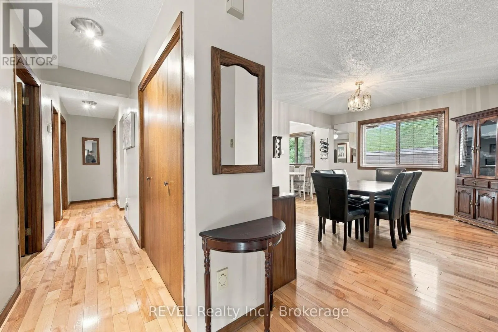 10 MICHELLE DRIVE
