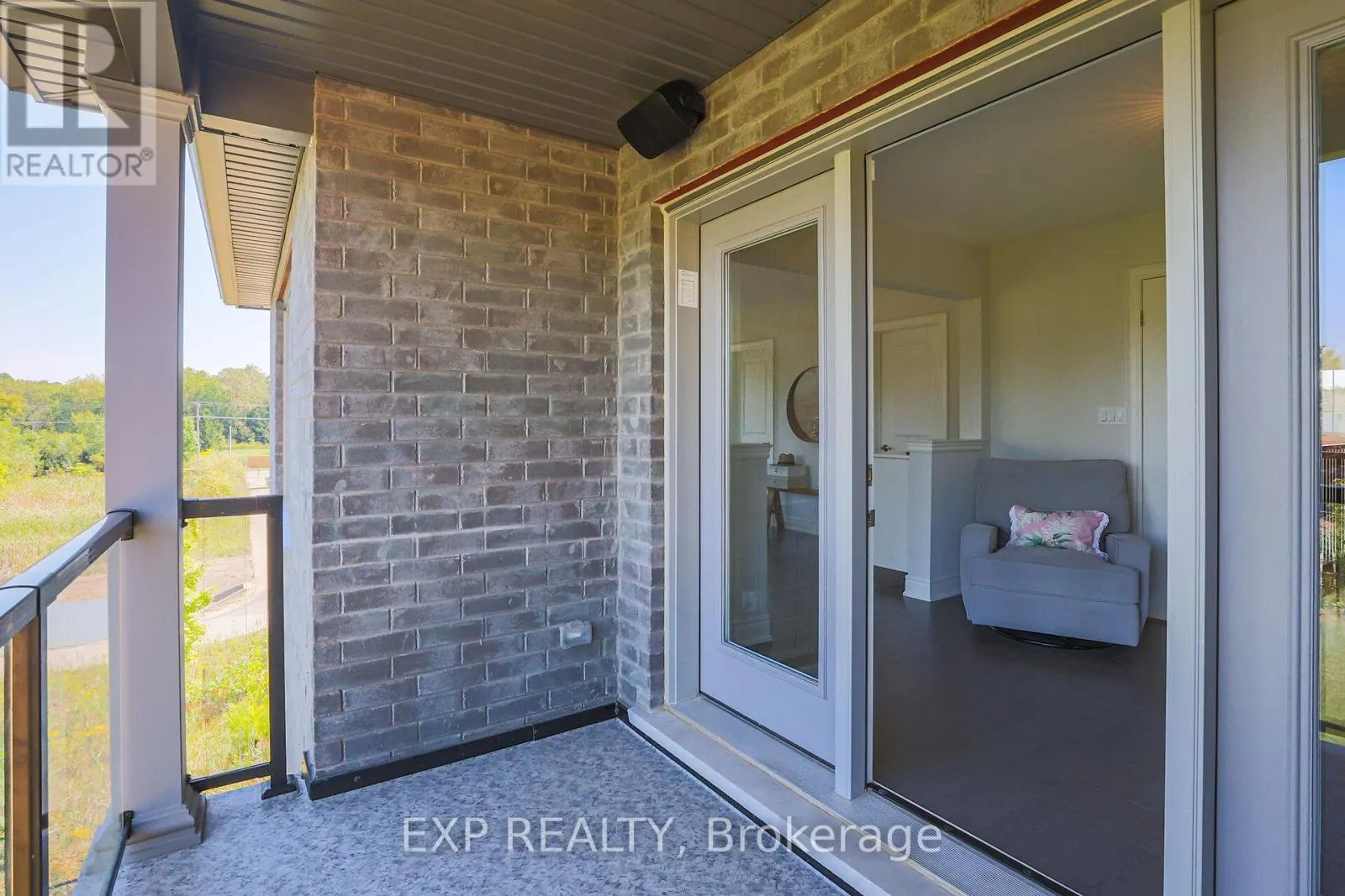 3608 CAROLINIA COURT