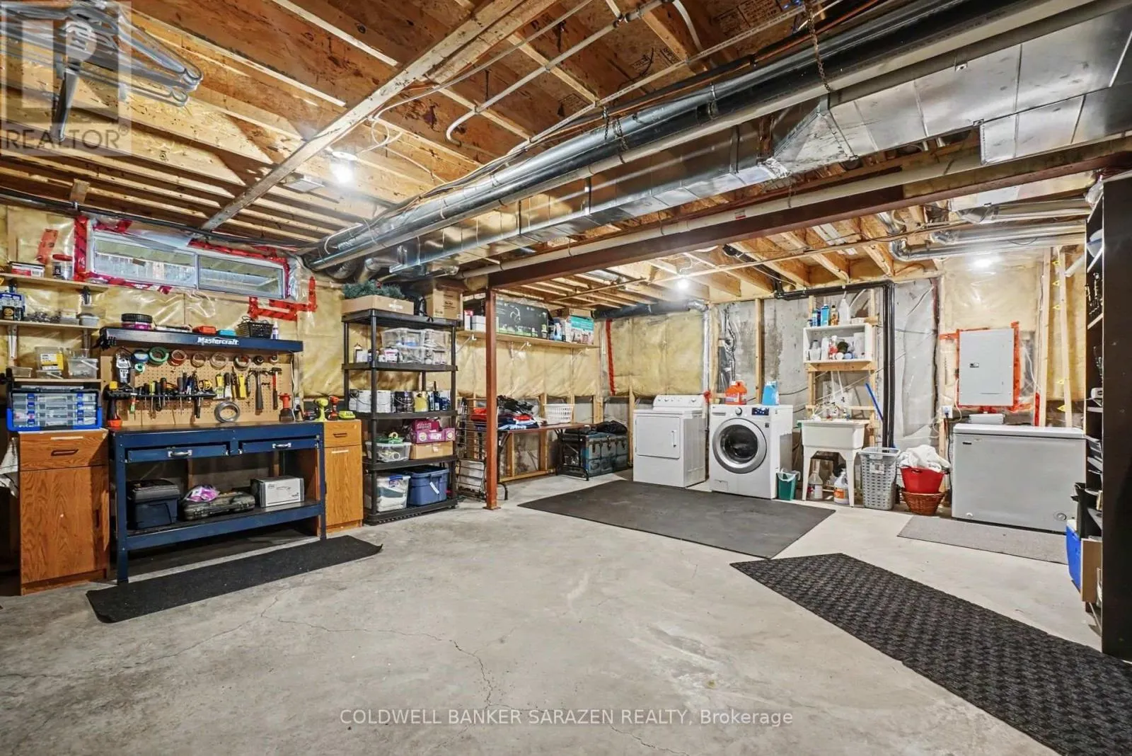 5 BARNSTONE DRIVE