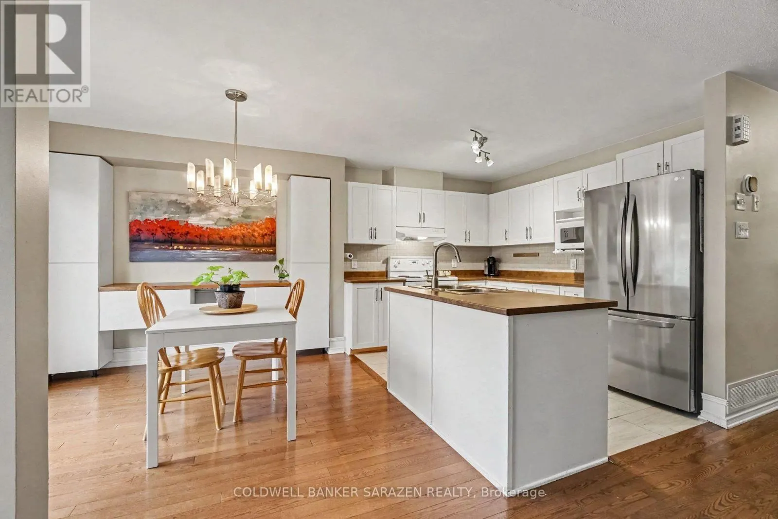 5 BARNSTONE DRIVE