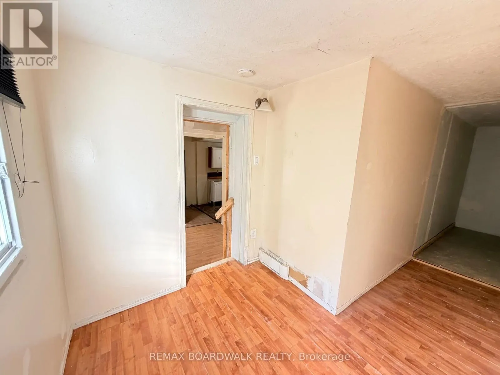 205 FIRST STREET E