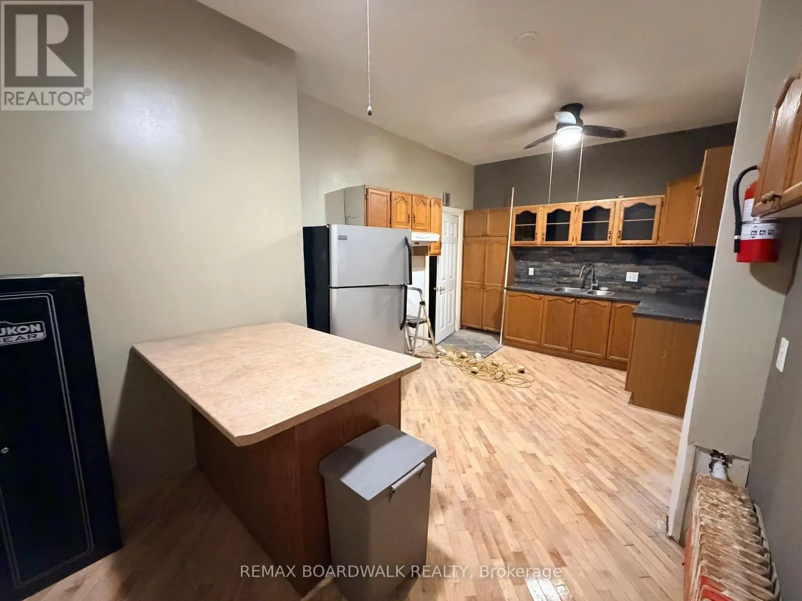 205 FIRST STREET E