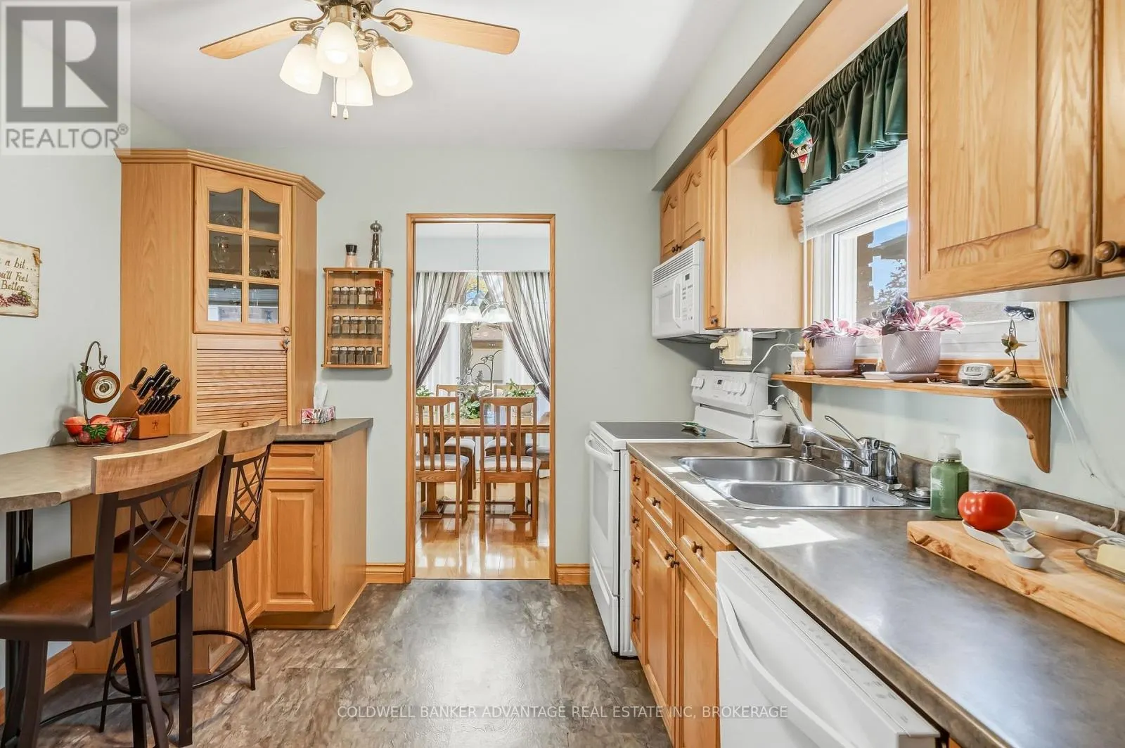 7451 REDHAVEN CRESCENT
