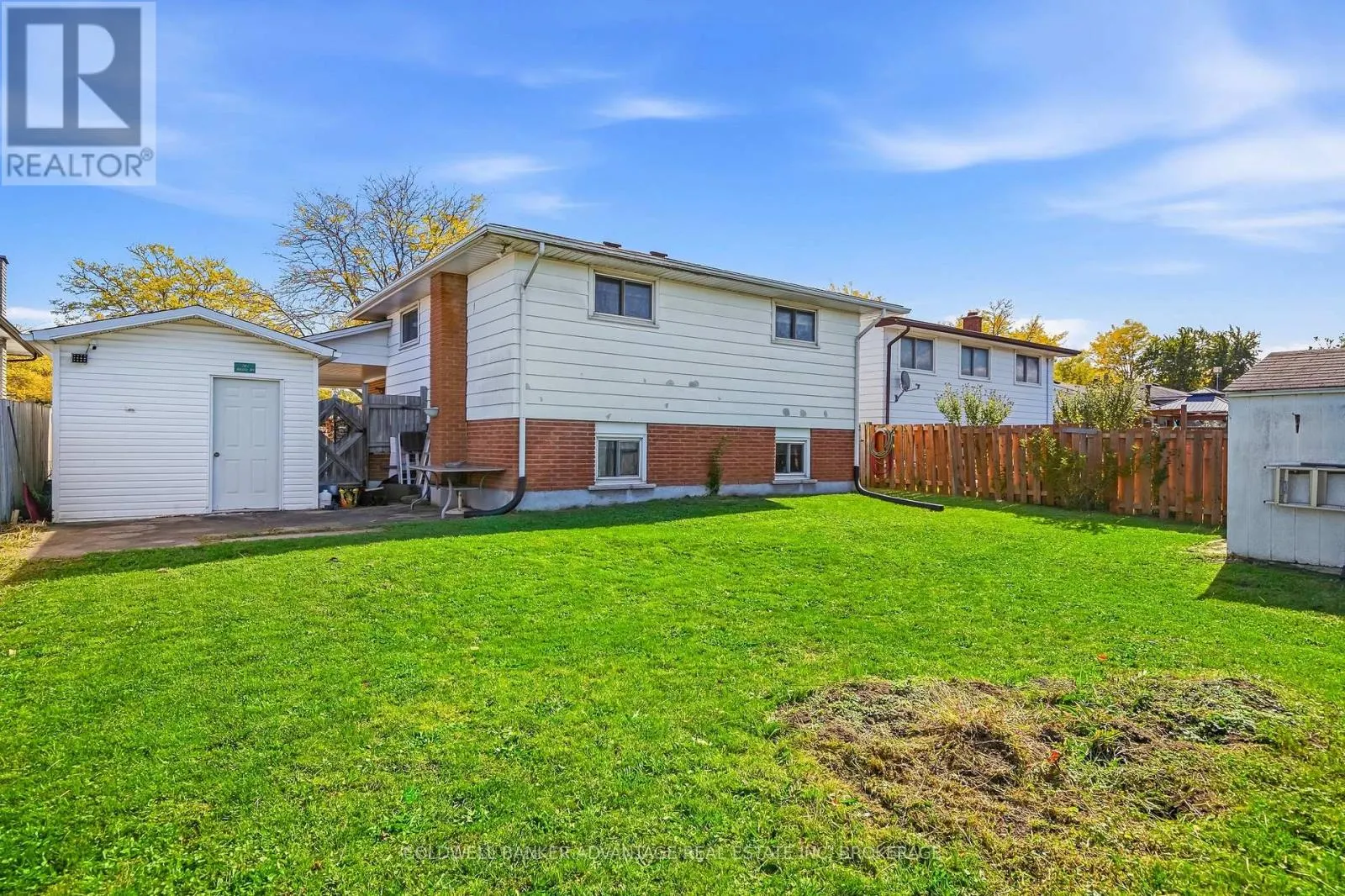 7451 REDHAVEN CRESCENT