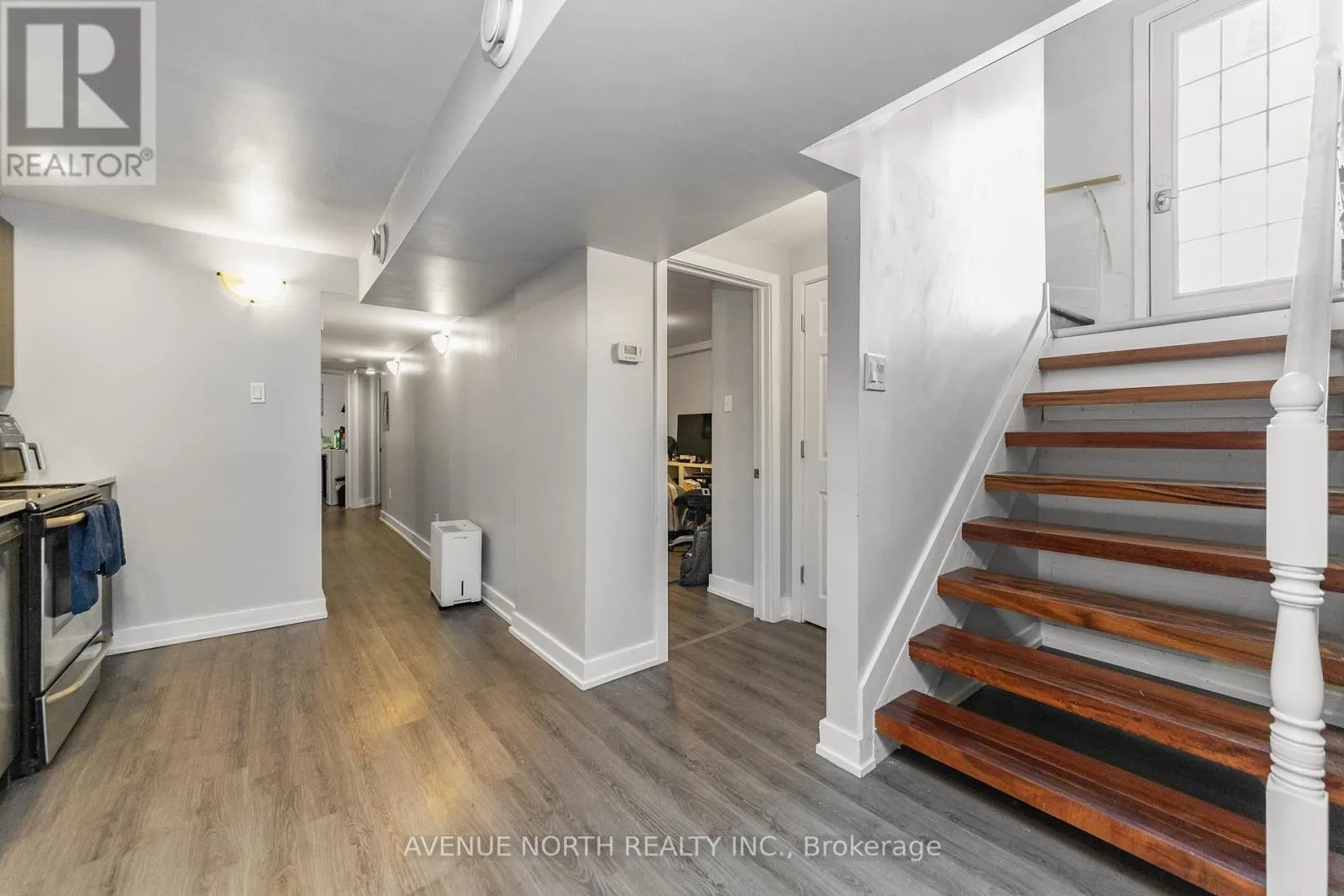 206 BLACKBURN AVENUE