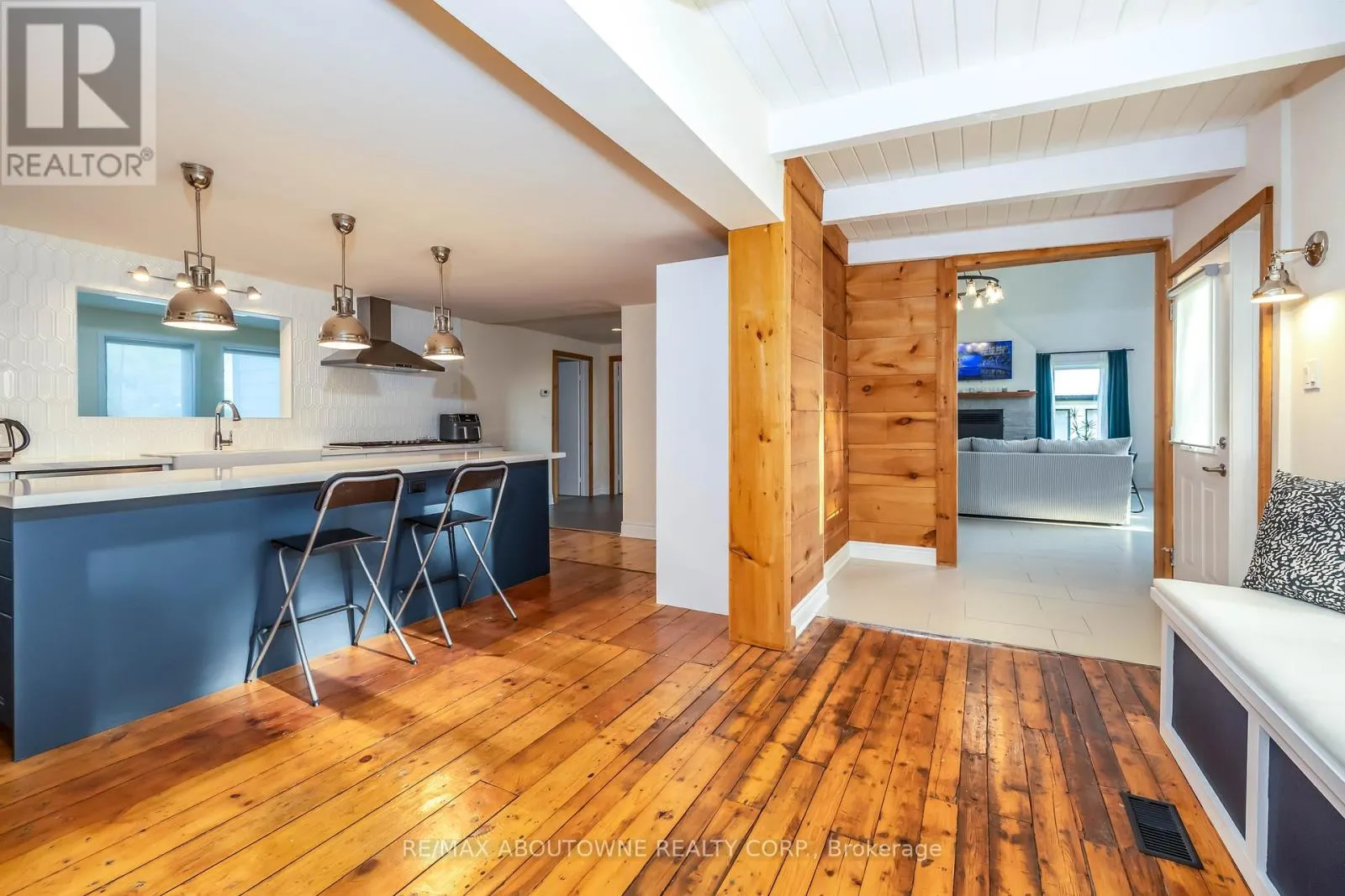 3276 GOVERNORS ROAD