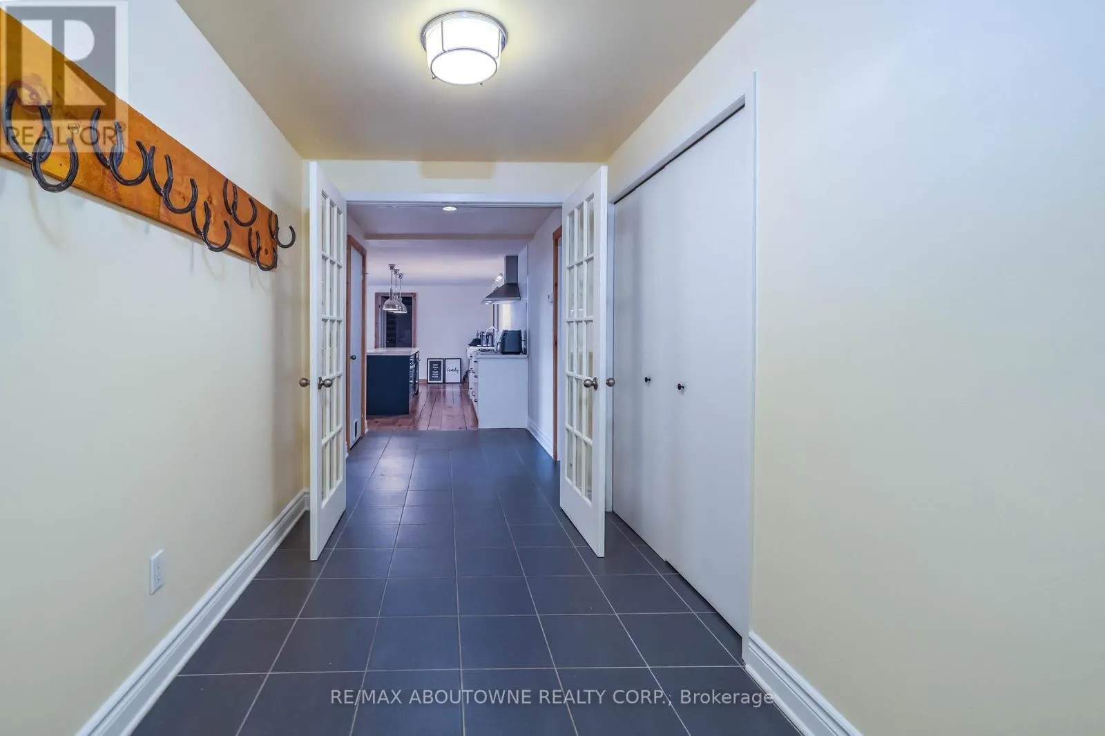 3276 GOVERNORS ROAD