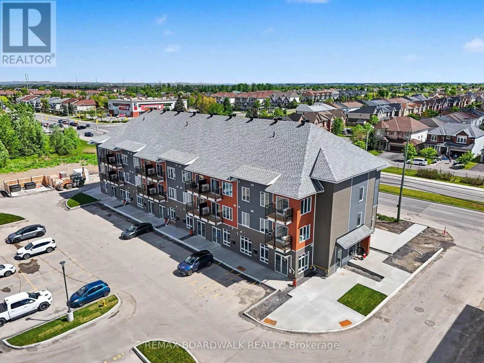 112 - 2370 TENTH LINE ROAD