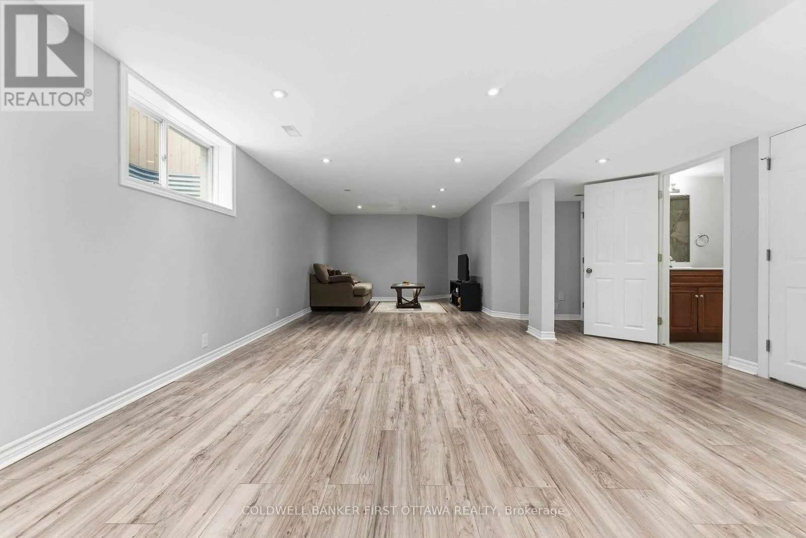 150 STRATHCARRON CRESCENT