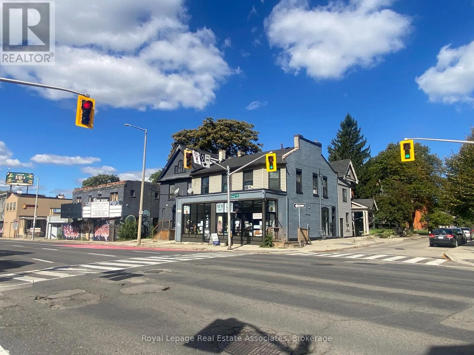 428 KING STREET W