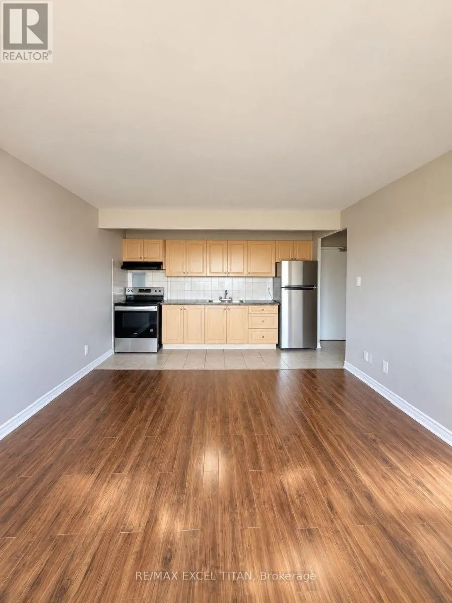 740D - 468 OTTAWA STREET