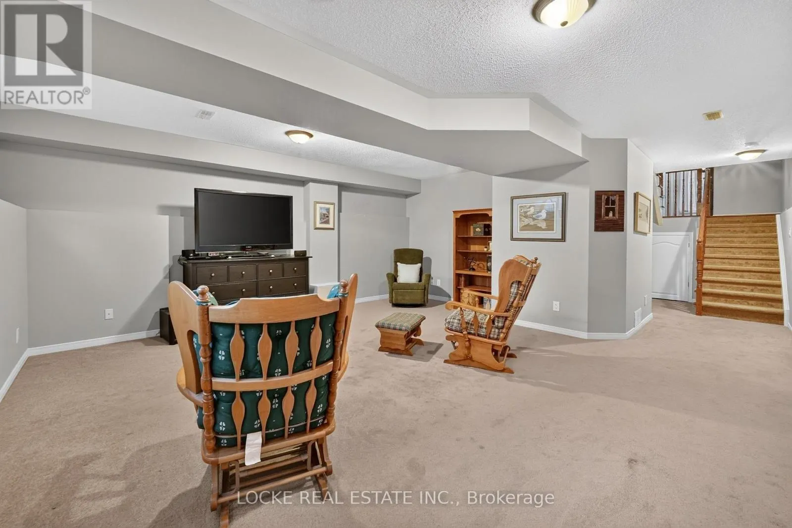 125 PARKROSE PRIVATE