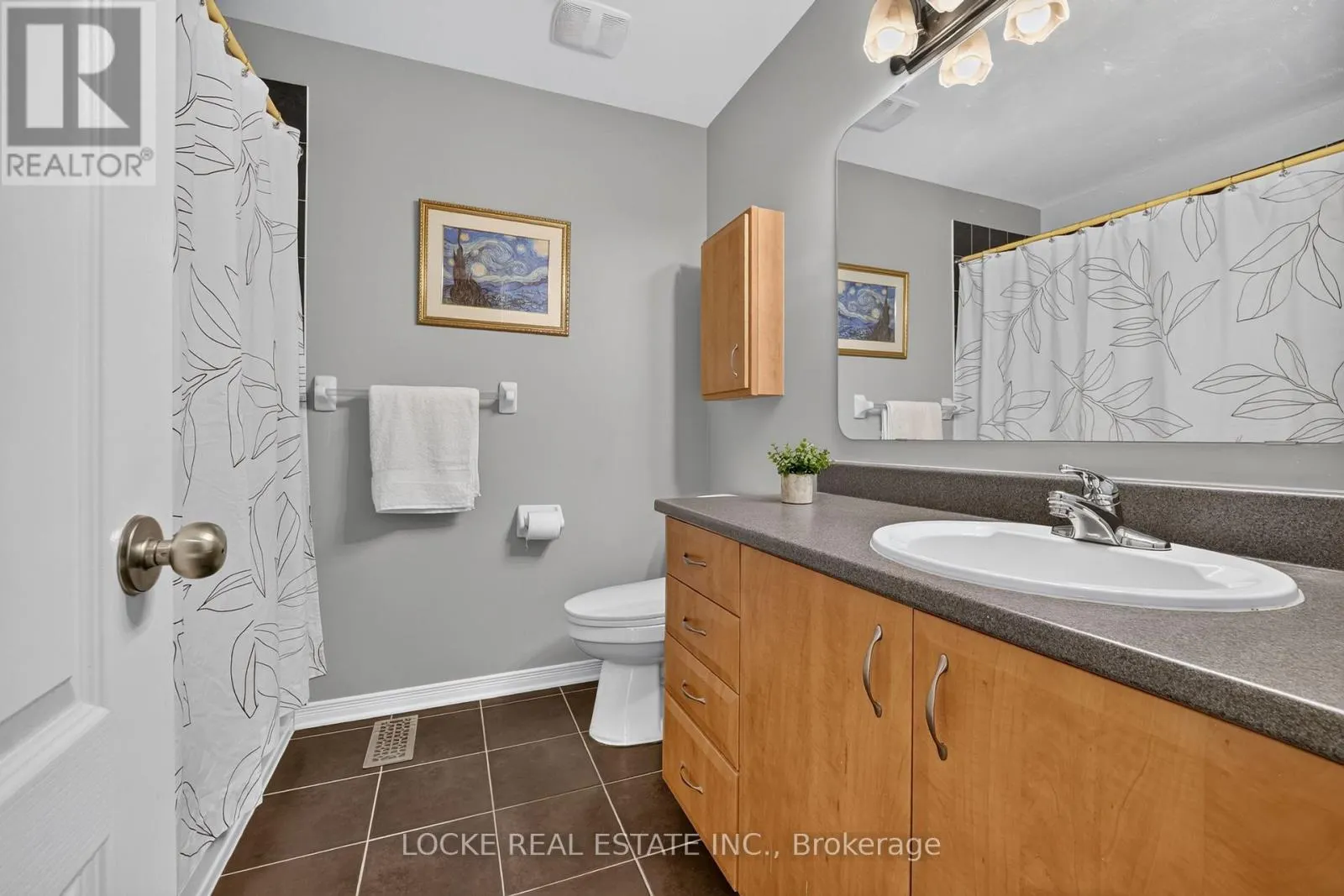 125 PARKROSE PRIVATE