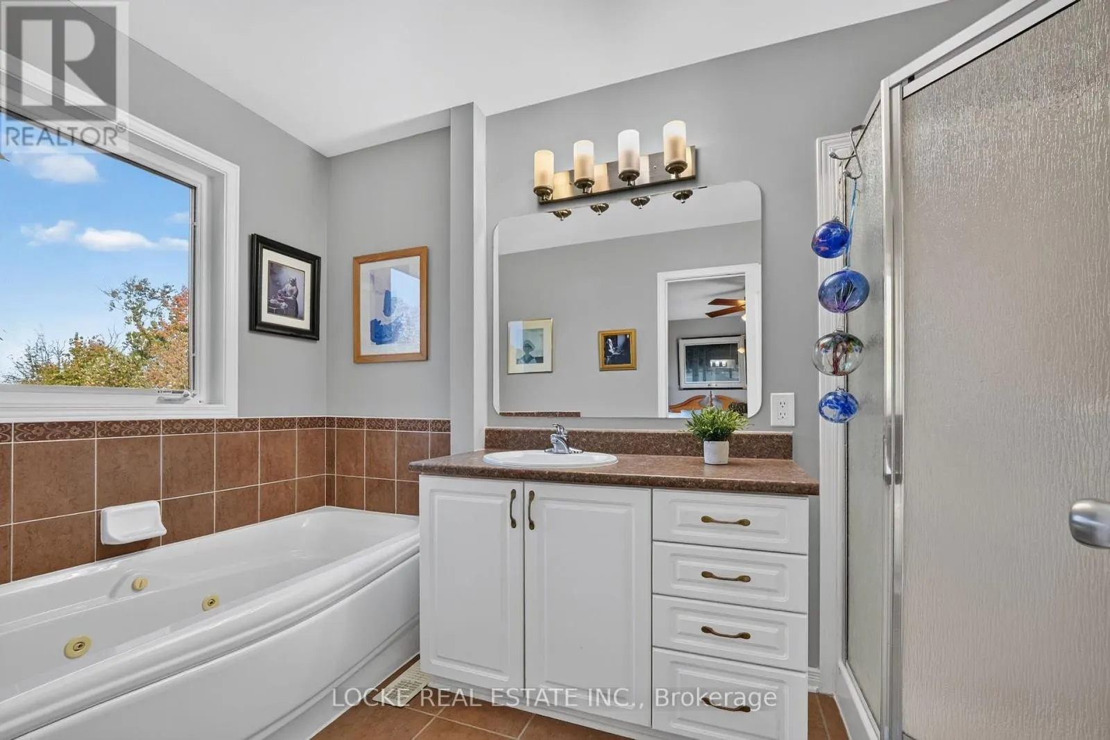 125 PARKROSE PRIVATE