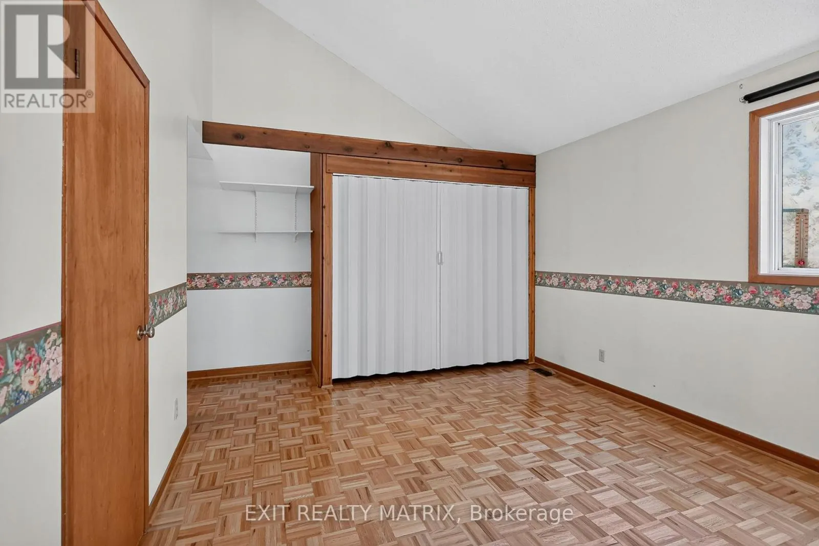 279 FELTON CRESCENT