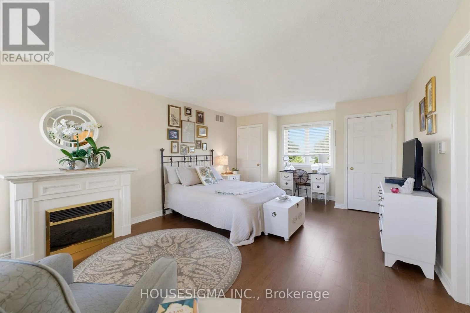 103 THOROUGHBRED BOULEVARD