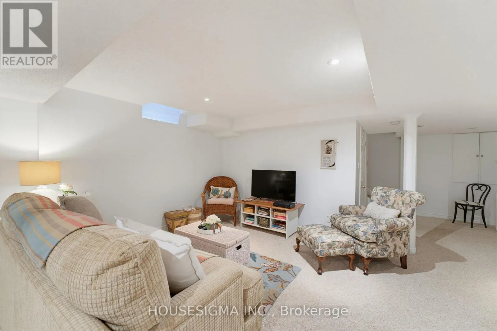 103 THOROUGHBRED BOULEVARD