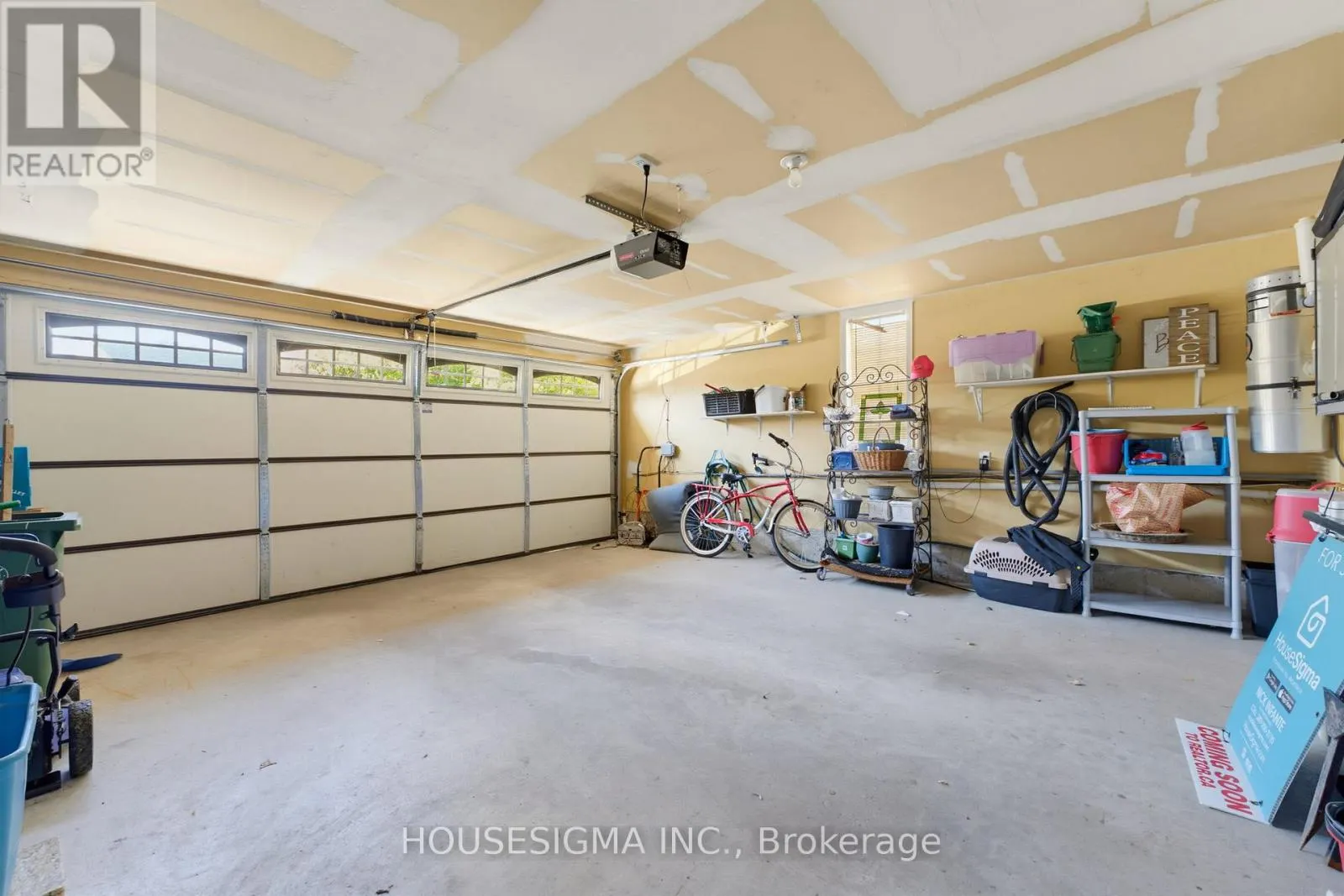 103 THOROUGHBRED BOULEVARD