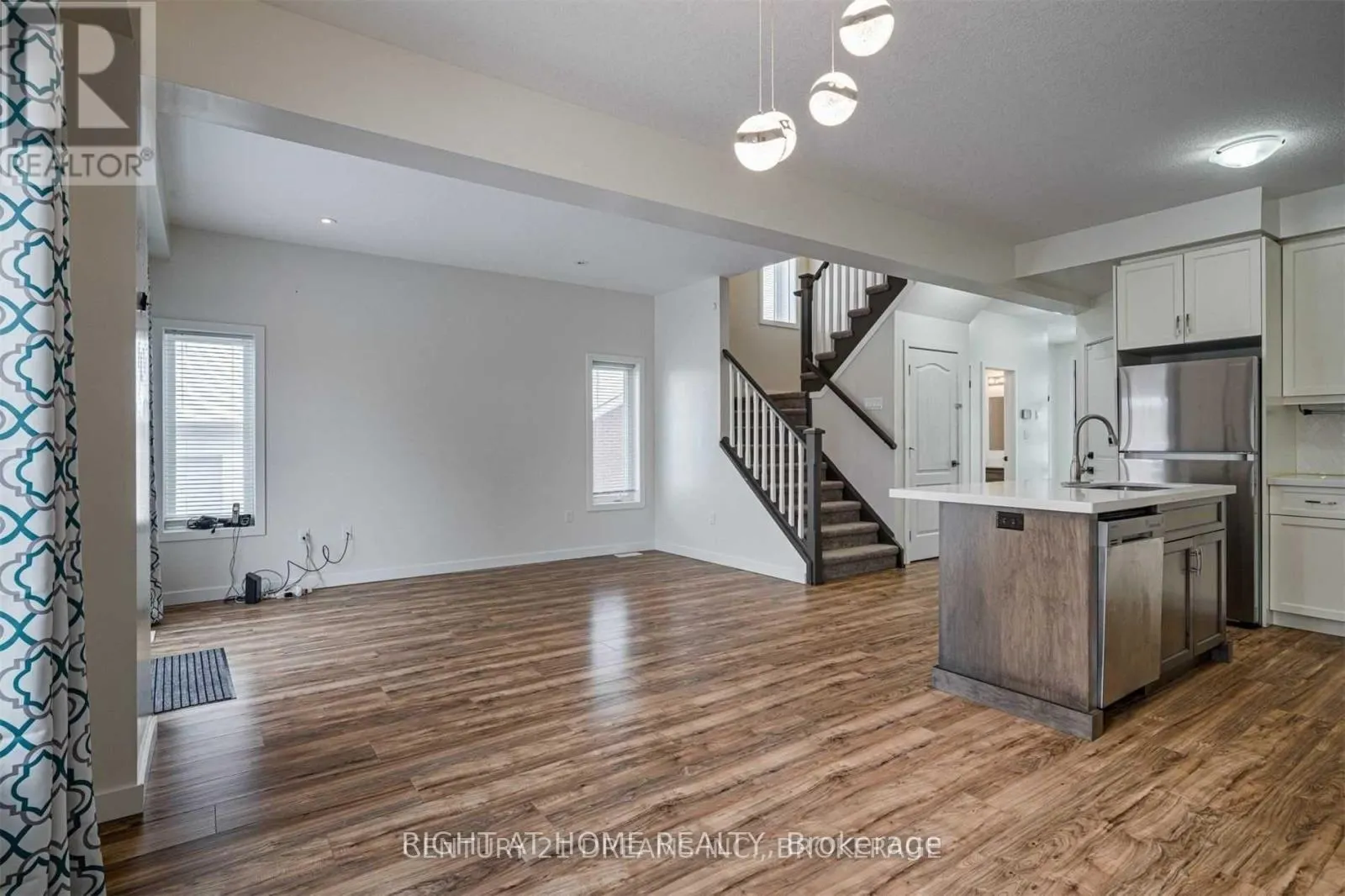 44 FRANKLIN STREET S