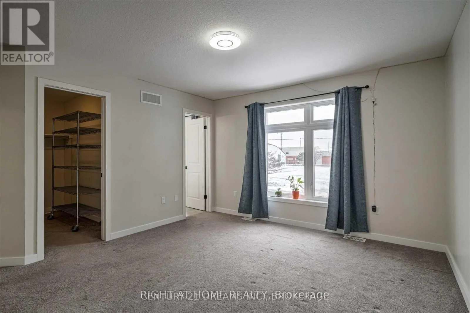 44 FRANKLIN STREET S