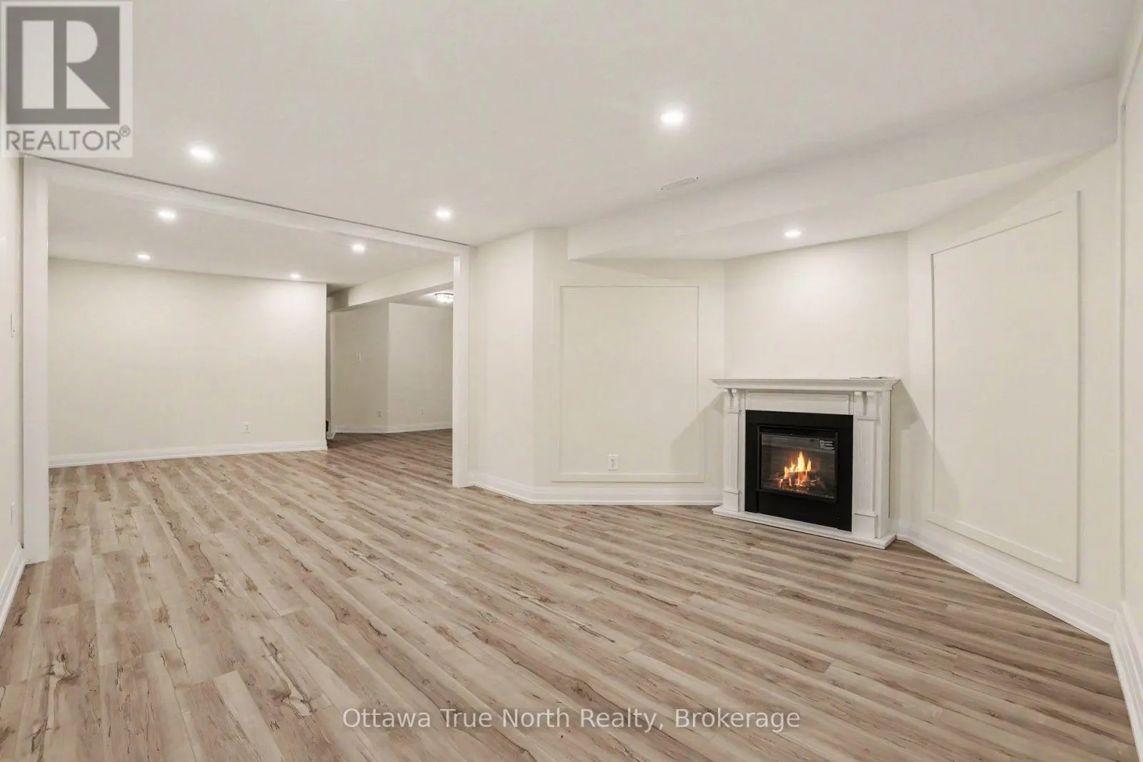 5884 EARLSCOURT CRESCENT