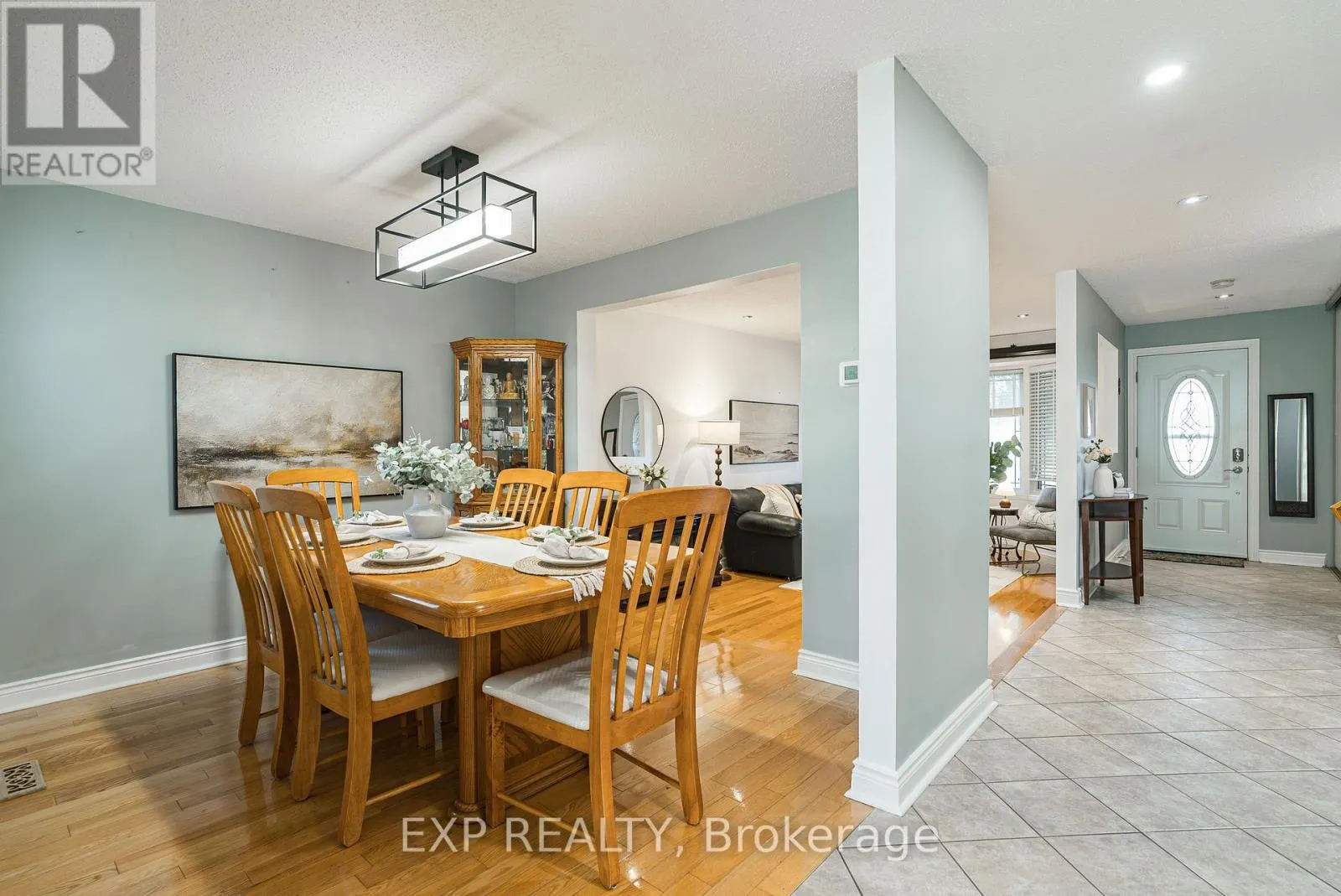 1237 CEDARCROFT CRESCENT