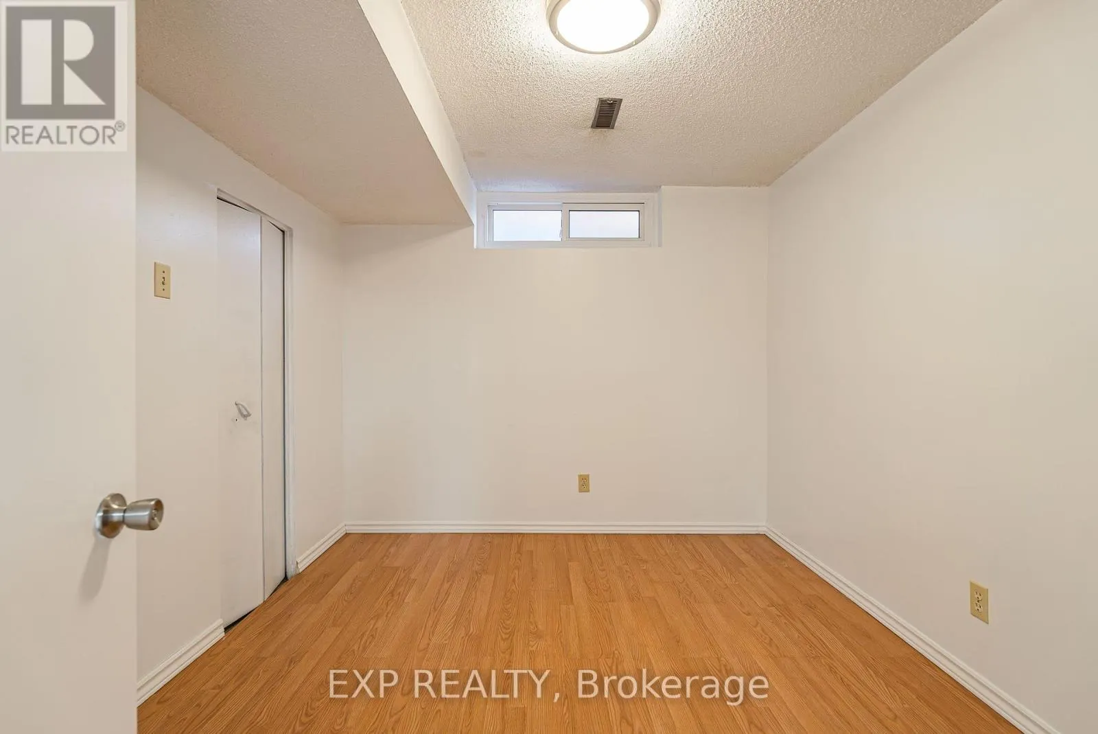 1237 CEDARCROFT CRESCENT