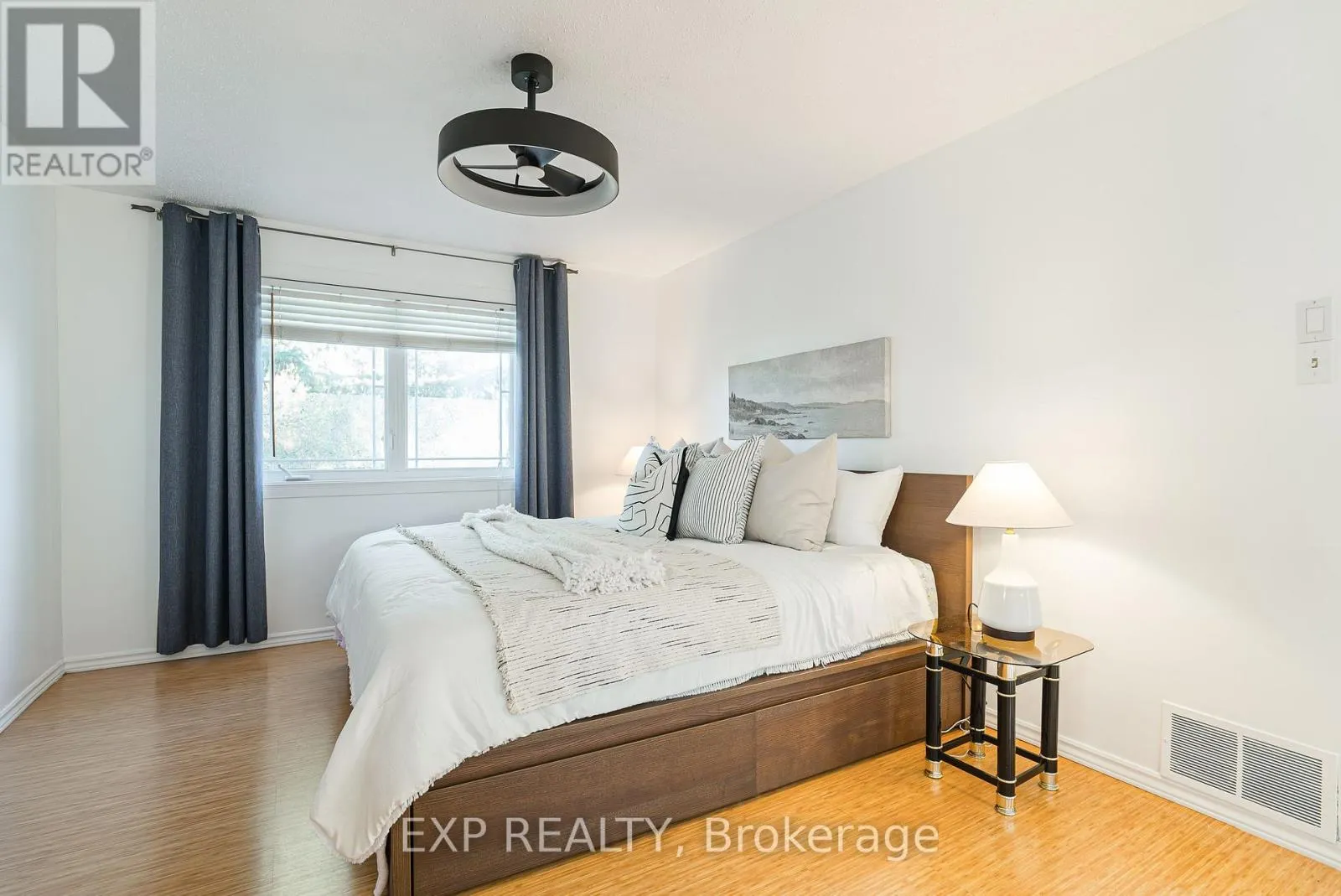 1237 CEDARCROFT CRESCENT