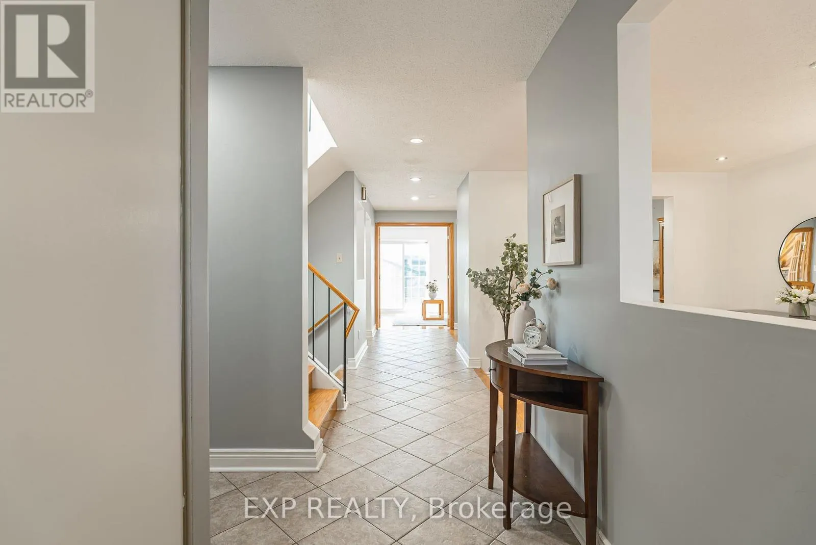 1237 CEDARCROFT CRESCENT