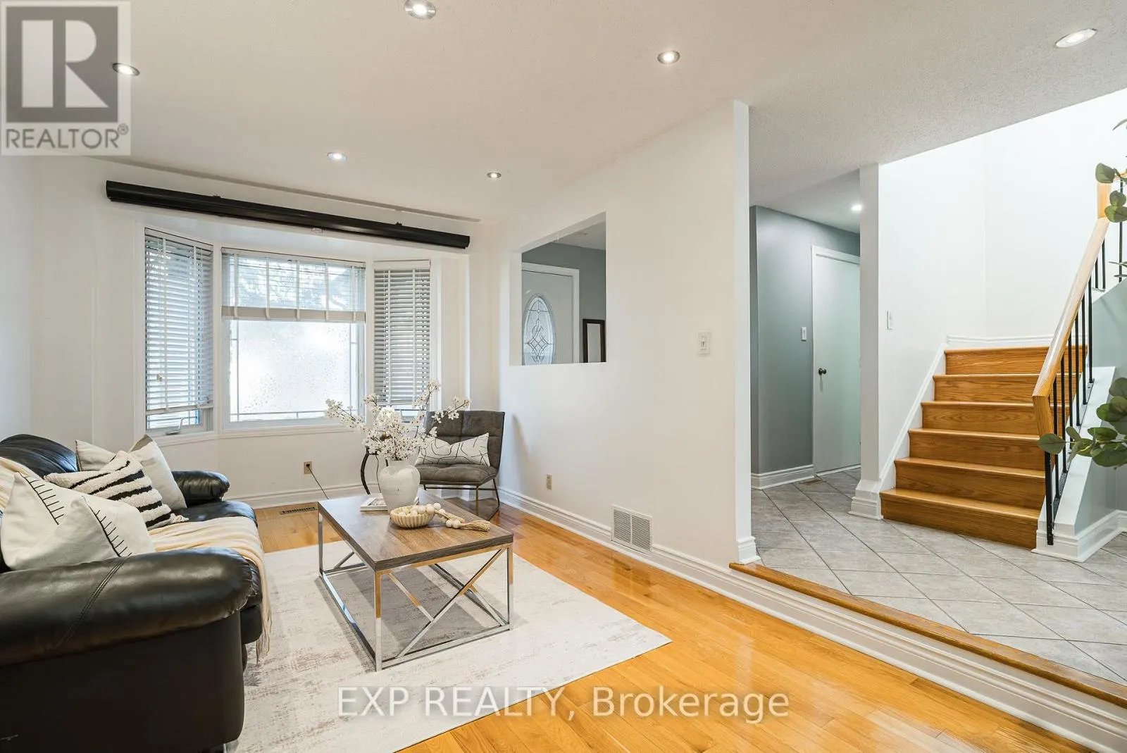 1237 CEDARCROFT CRESCENT