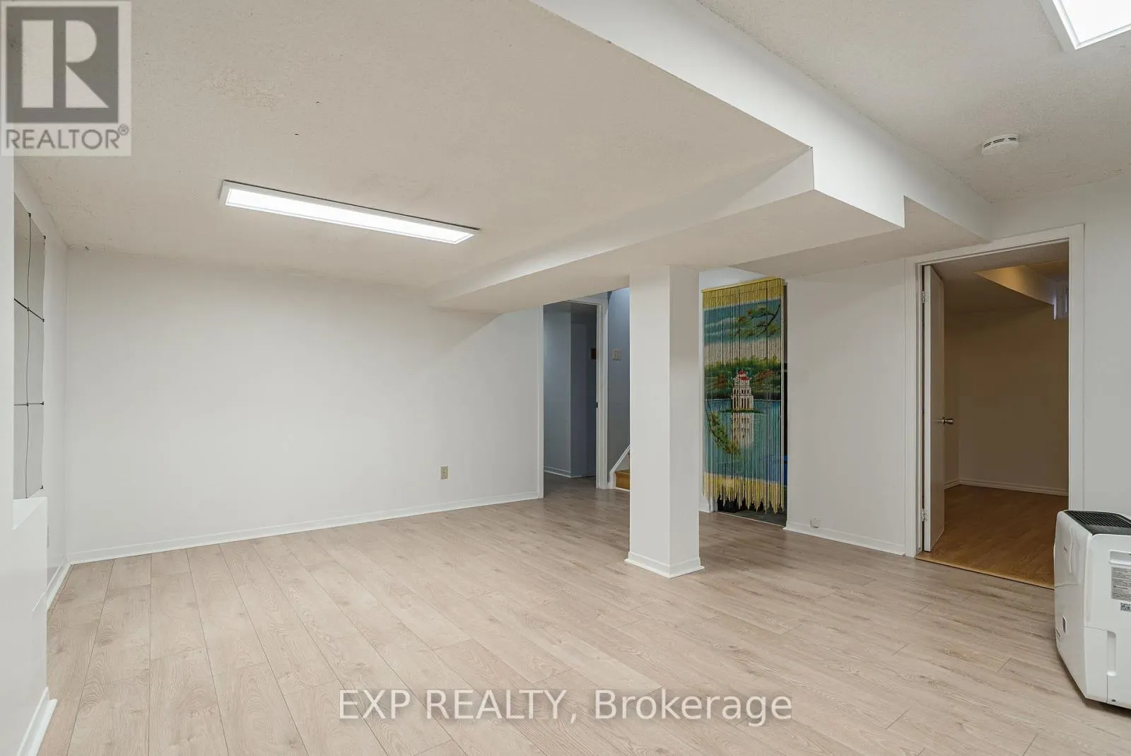 1237 CEDARCROFT CRESCENT