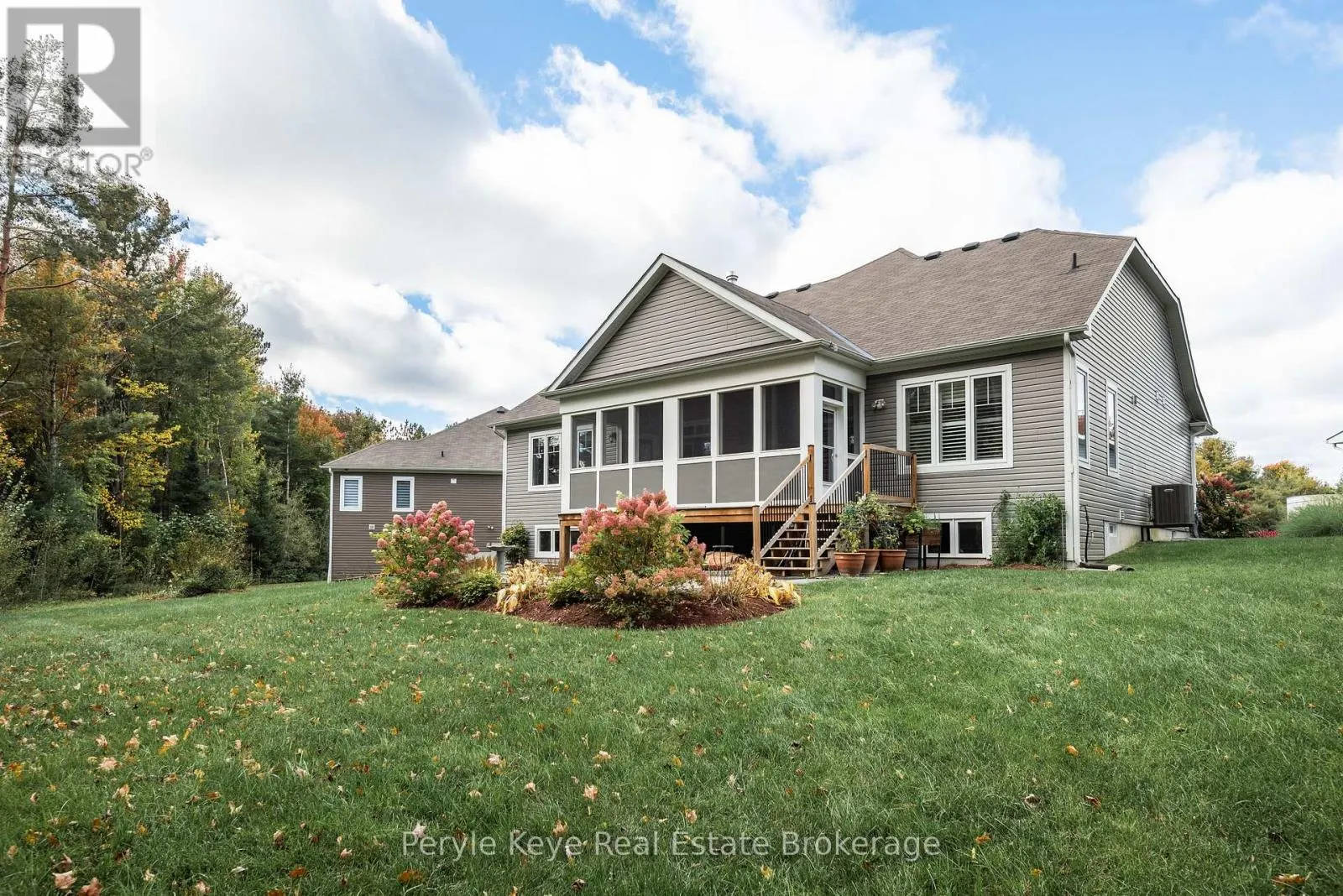 33 HUNTER PLACE