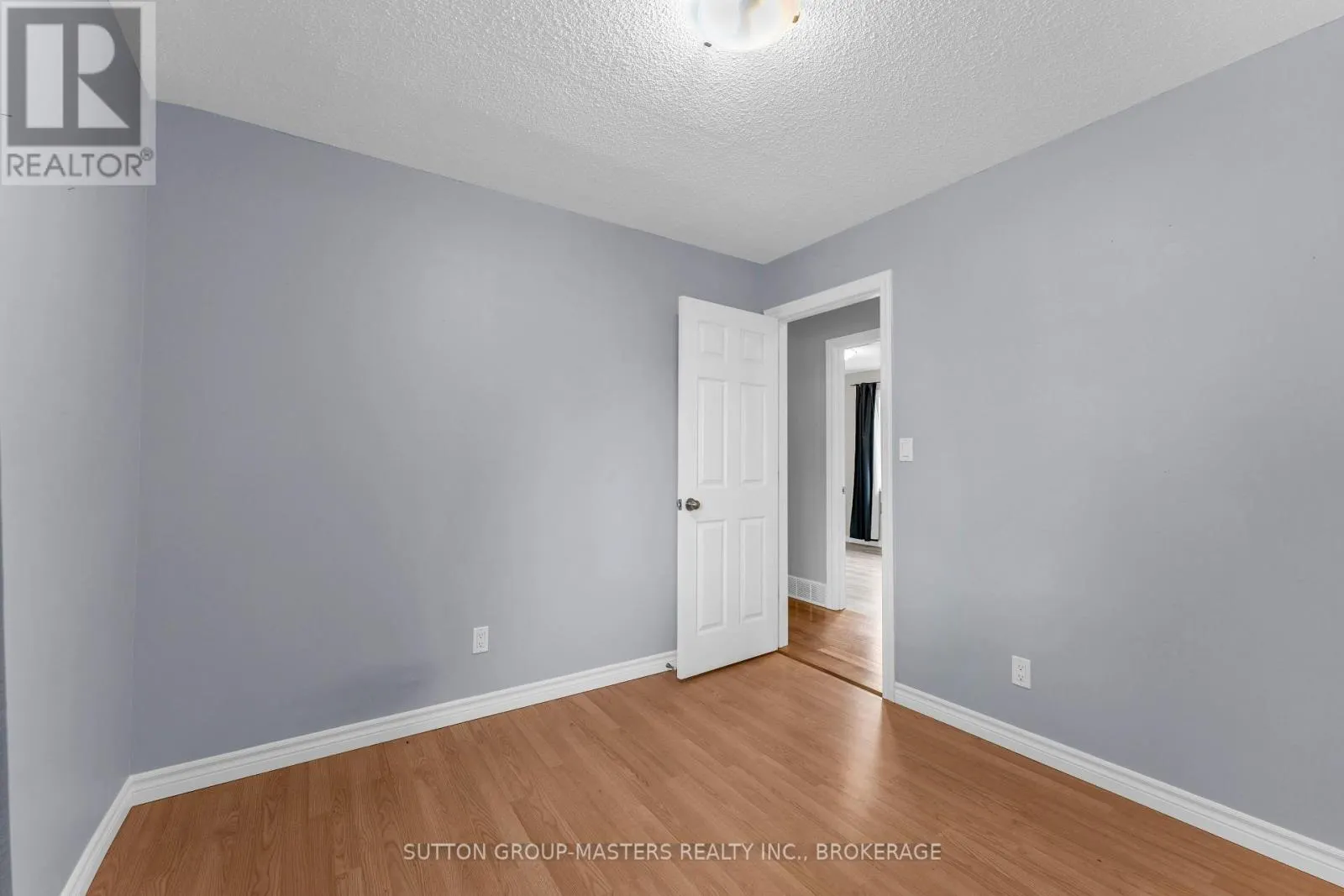 863 PEMBRIDGE CRESCENT