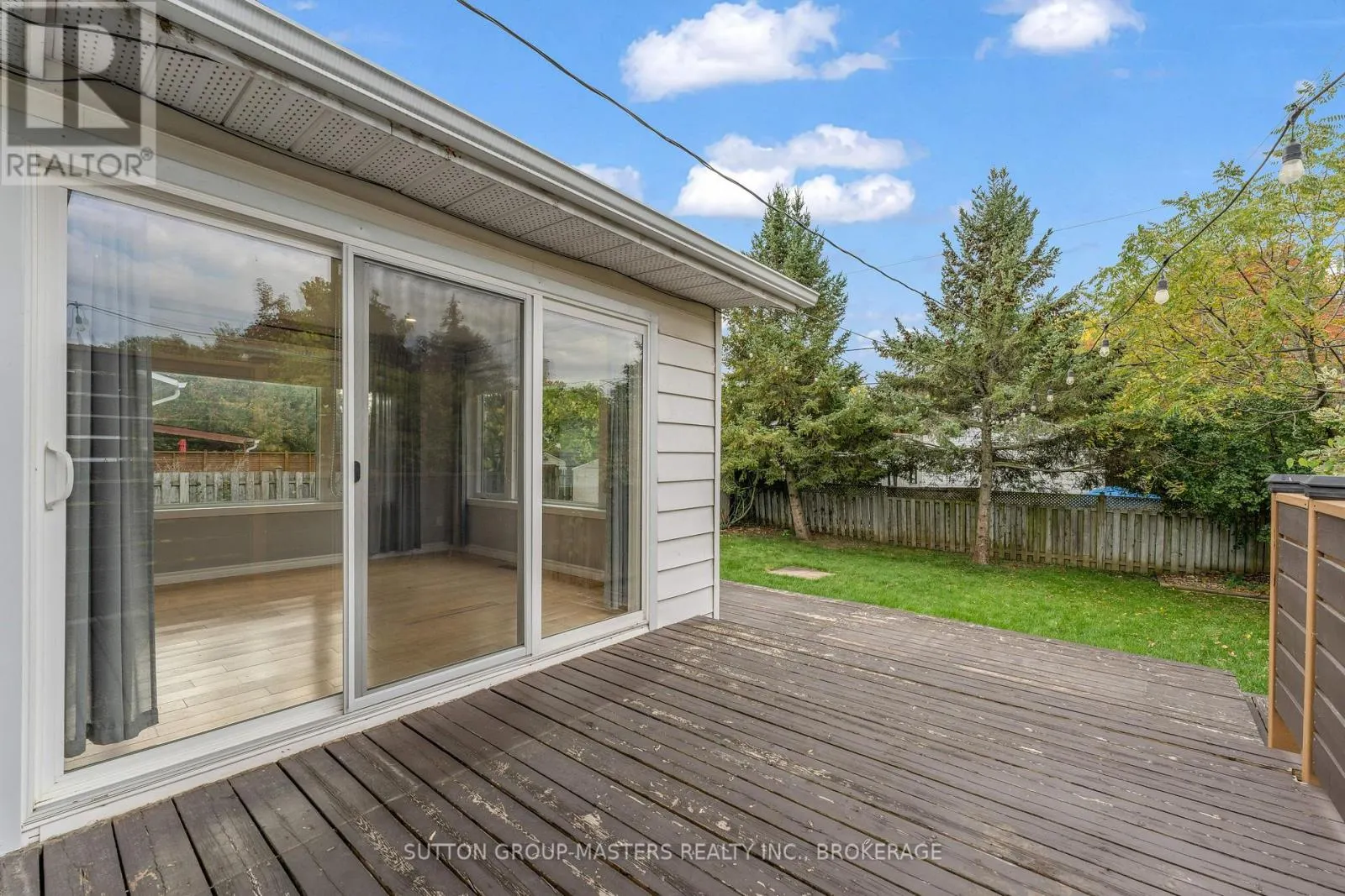 863 PEMBRIDGE CRESCENT