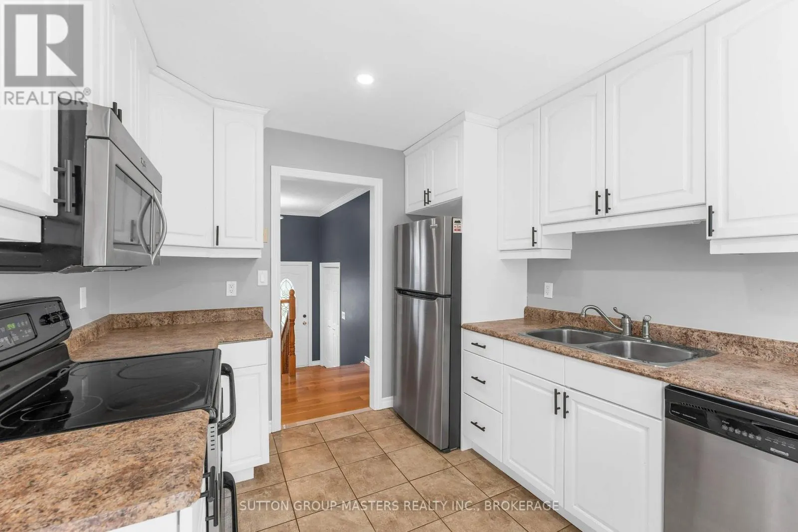863 PEMBRIDGE CRESCENT