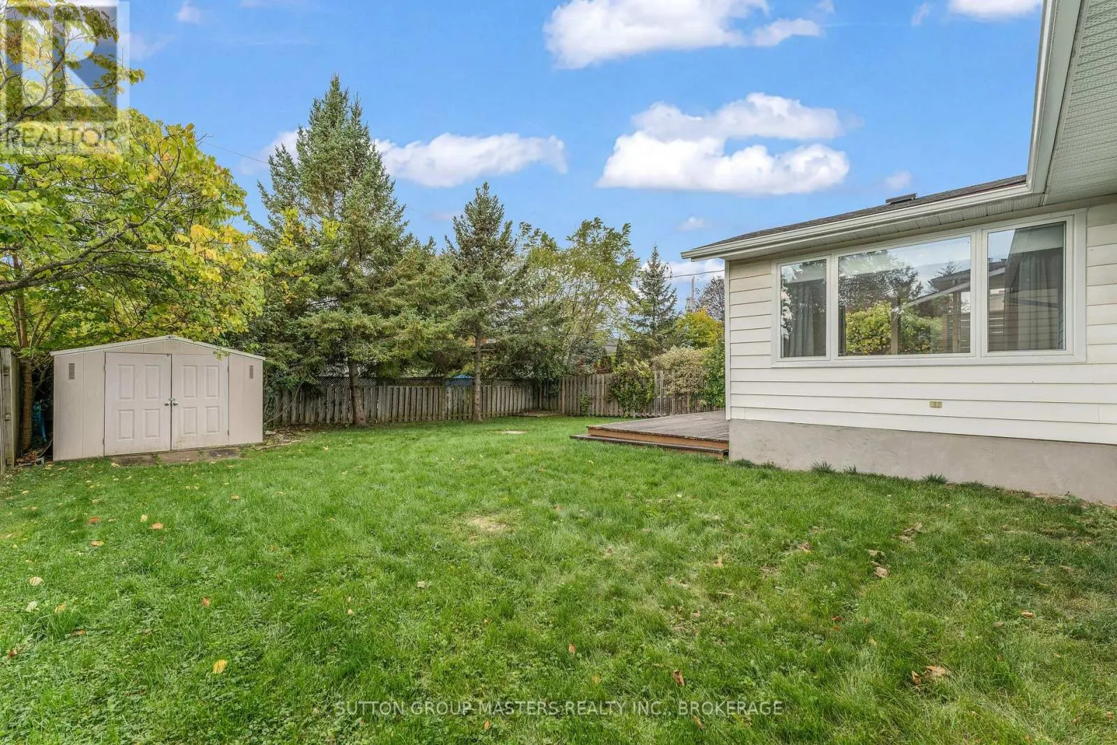 863 PEMBRIDGE CRESCENT