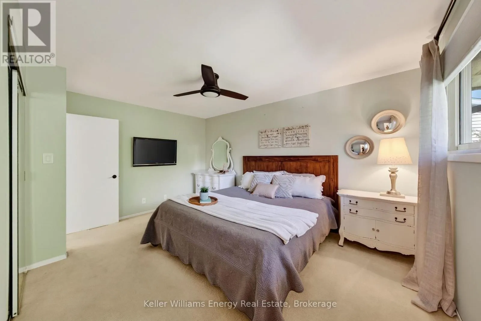28 BRIARWOOD CRESCENT