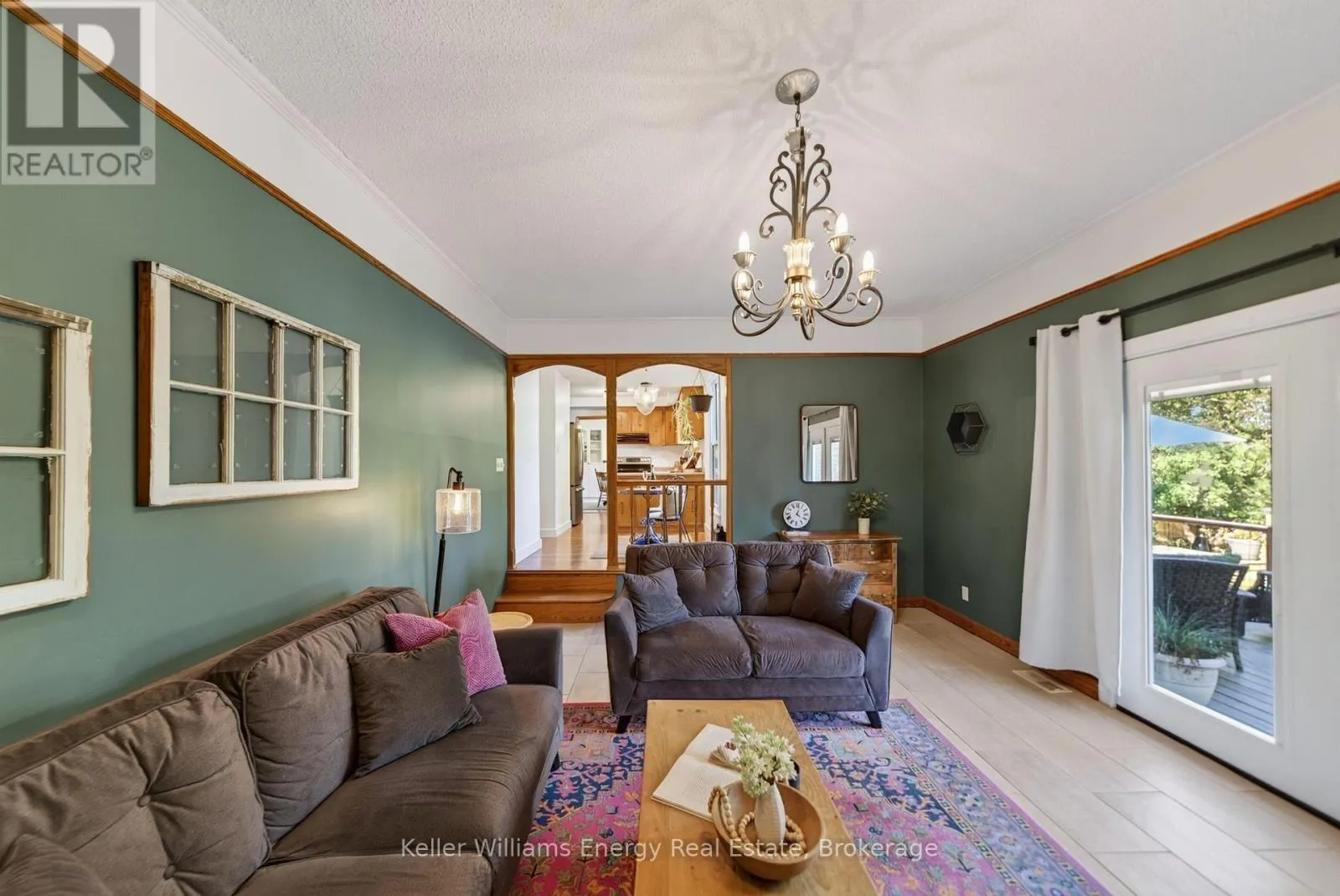 28 BRIARWOOD CRESCENT