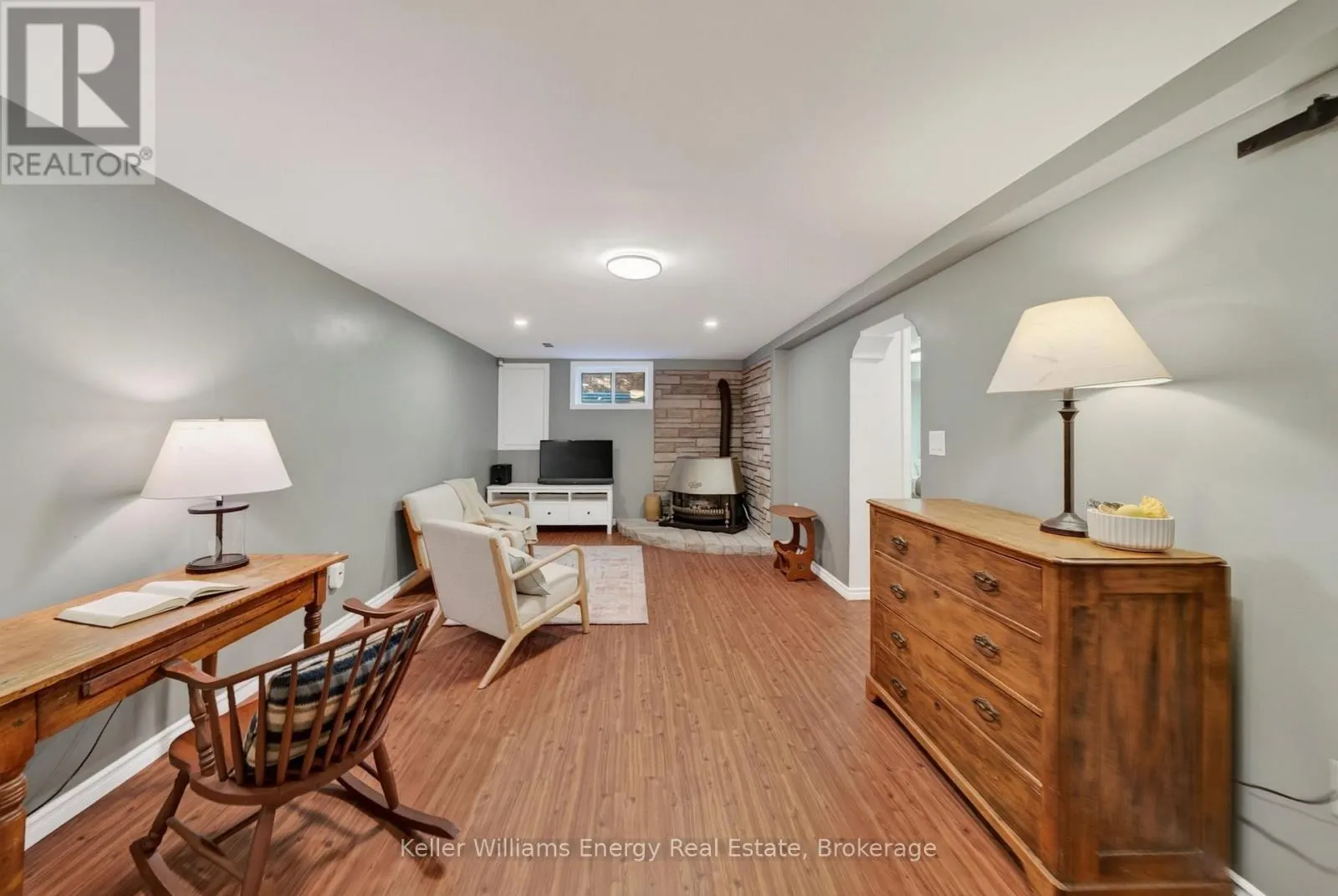 28 BRIARWOOD CRESCENT