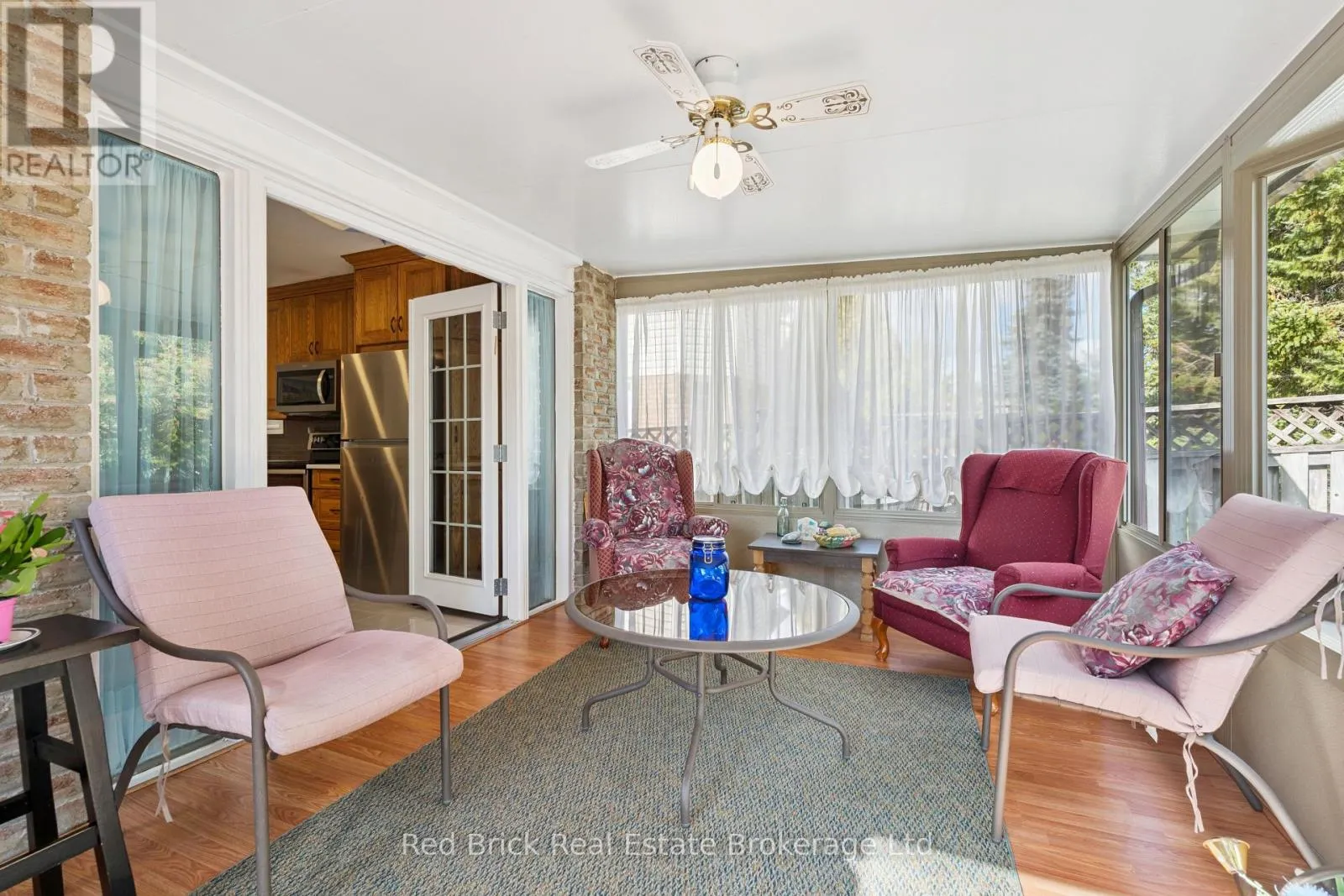 744 WOODHILL DRIVE