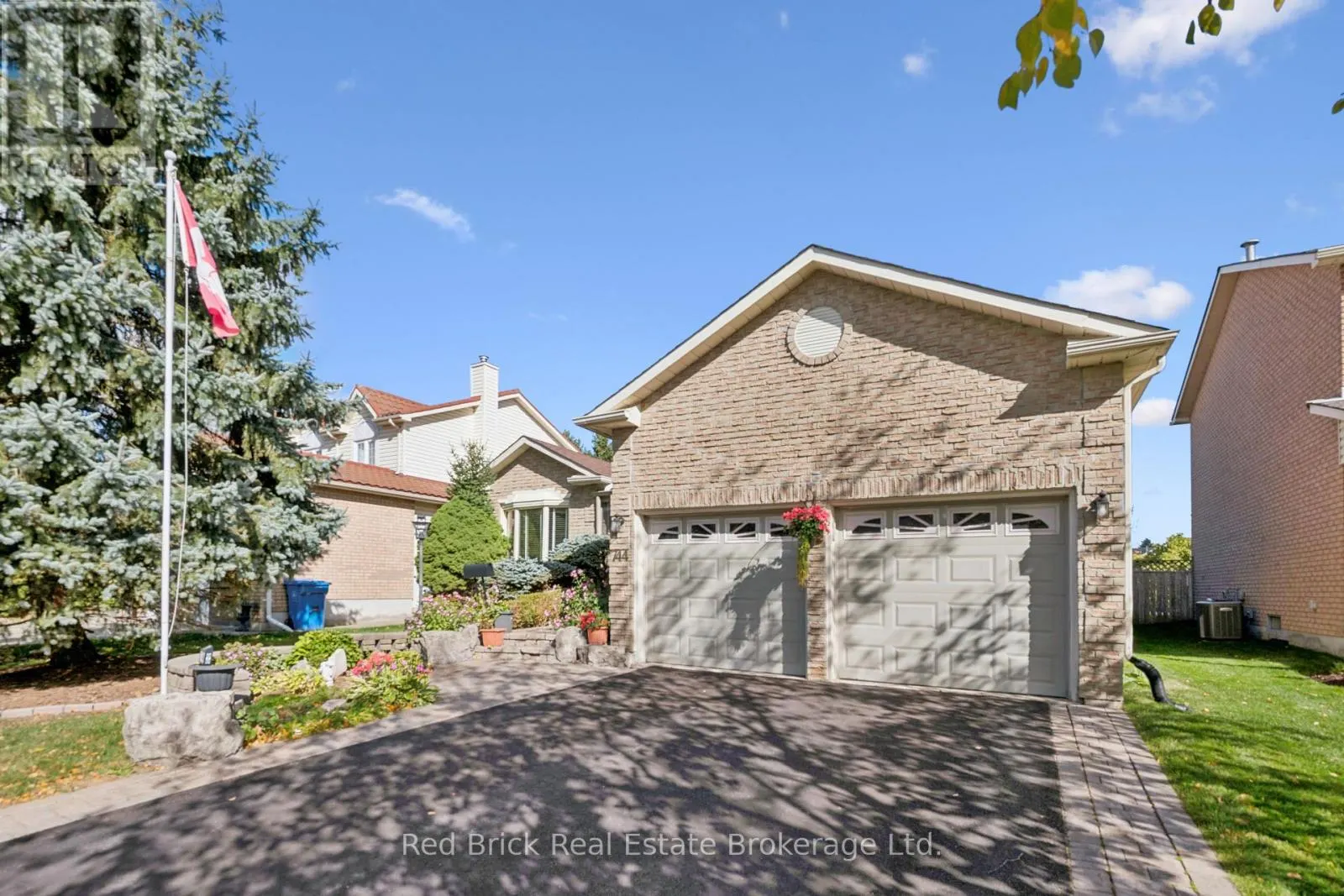 744 WOODHILL DRIVE