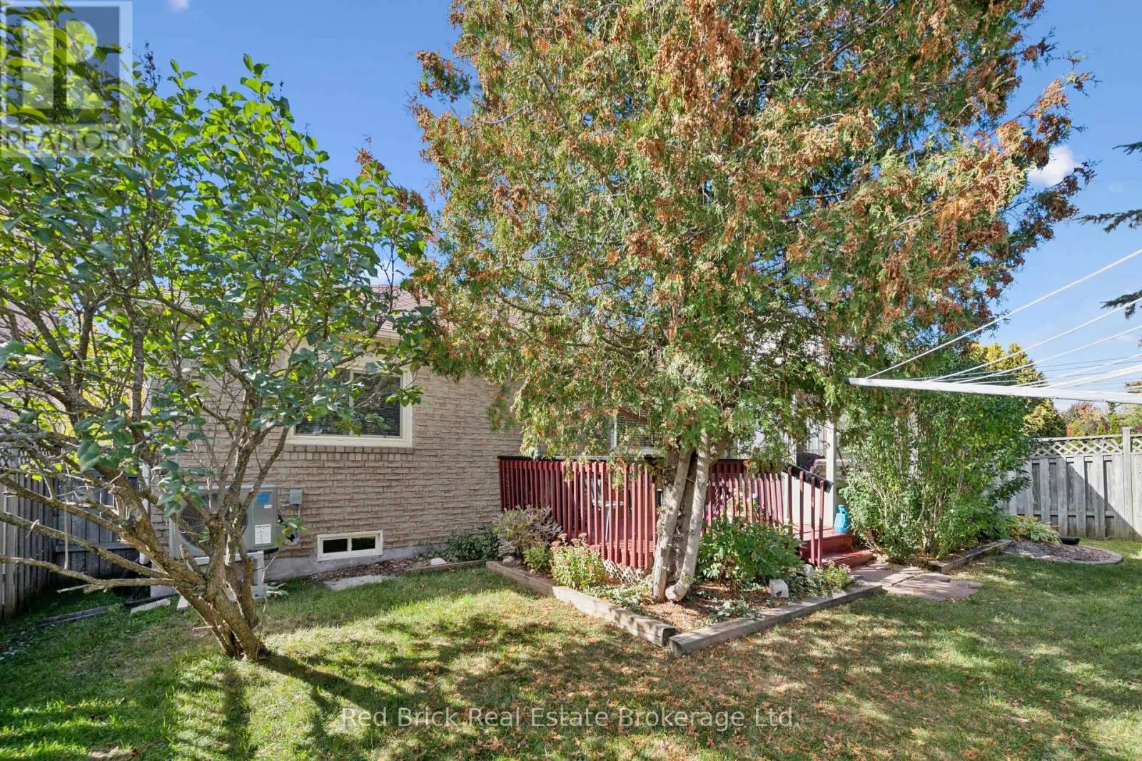 744 WOODHILL DRIVE