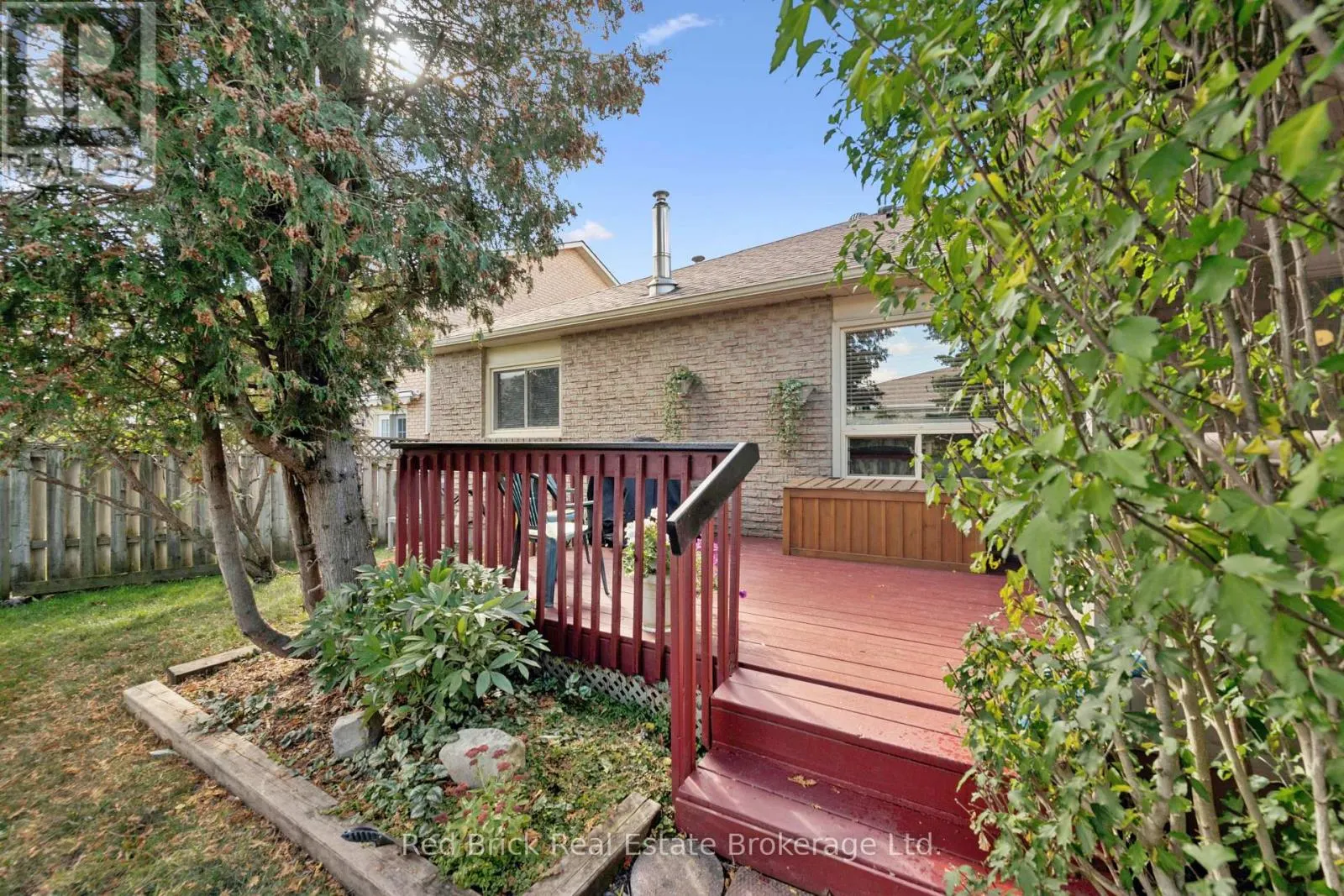 744 WOODHILL DRIVE