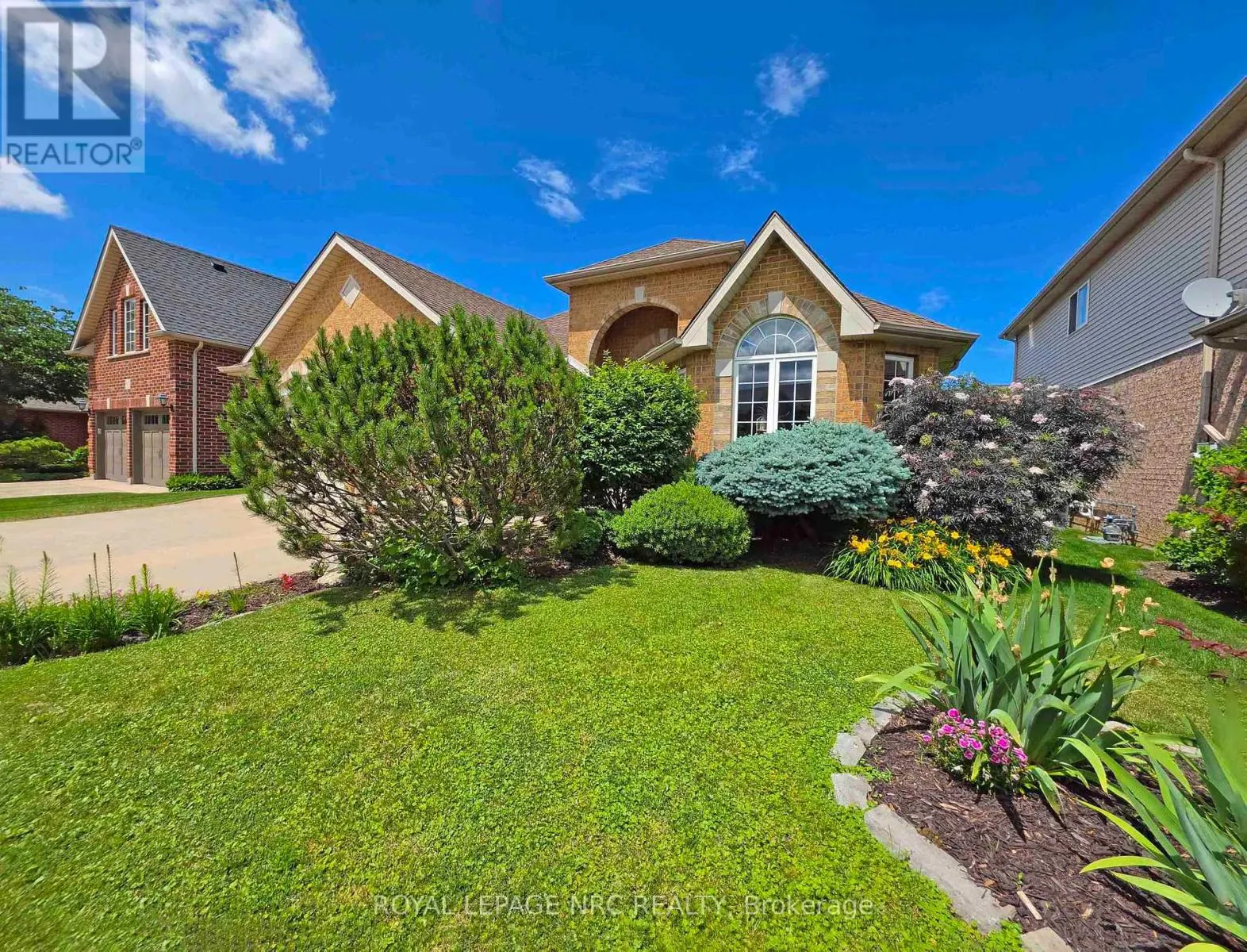 65 MCCAFFERY CRESCENT
