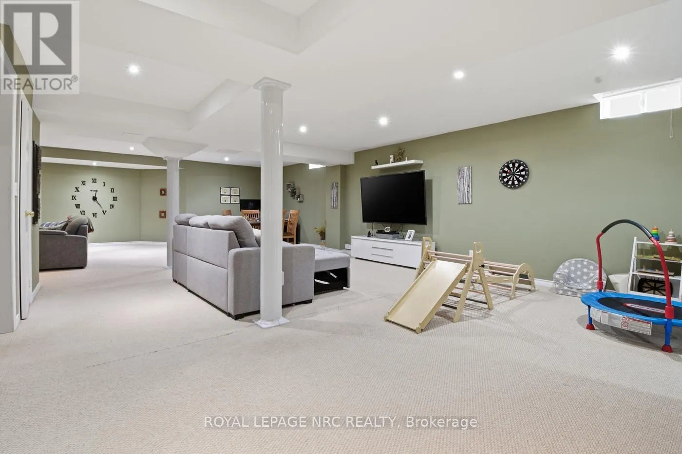 65 MCCAFFERY CRESCENT