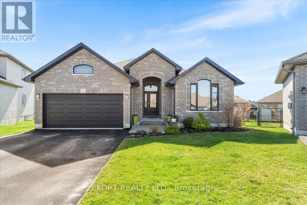 64 FARMINGTON CRESCENT