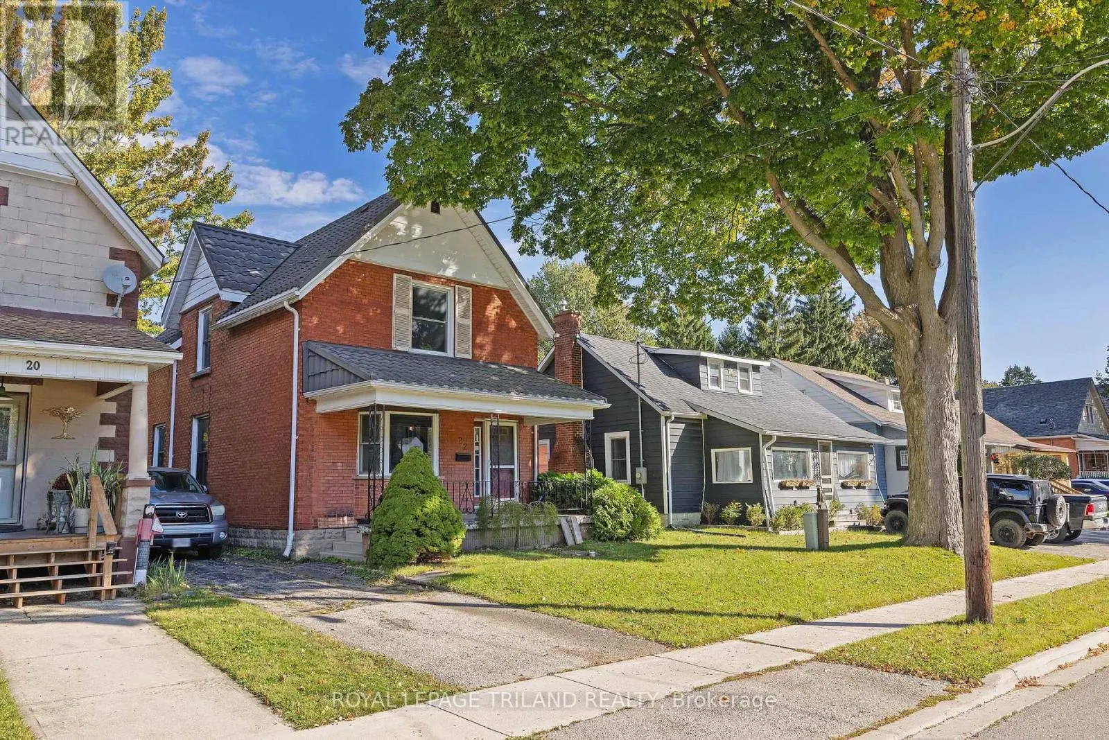 22 HEMLOCK STREET
