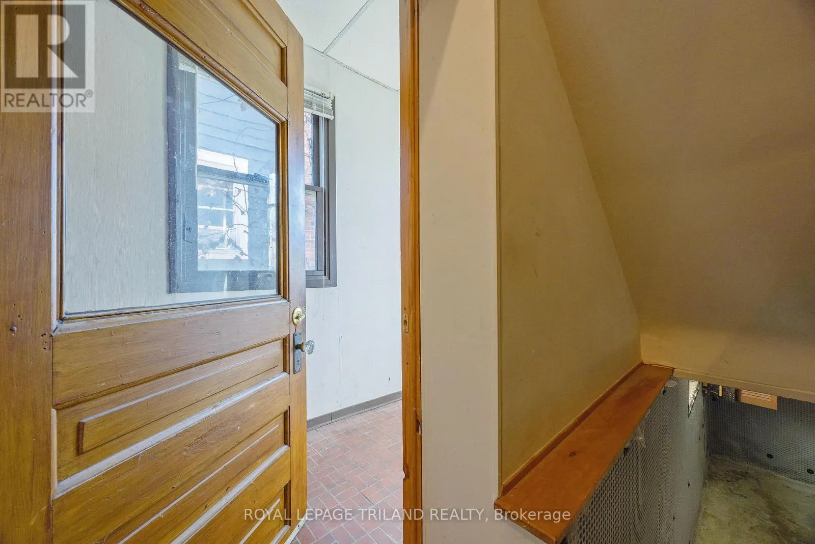 22 HEMLOCK STREET