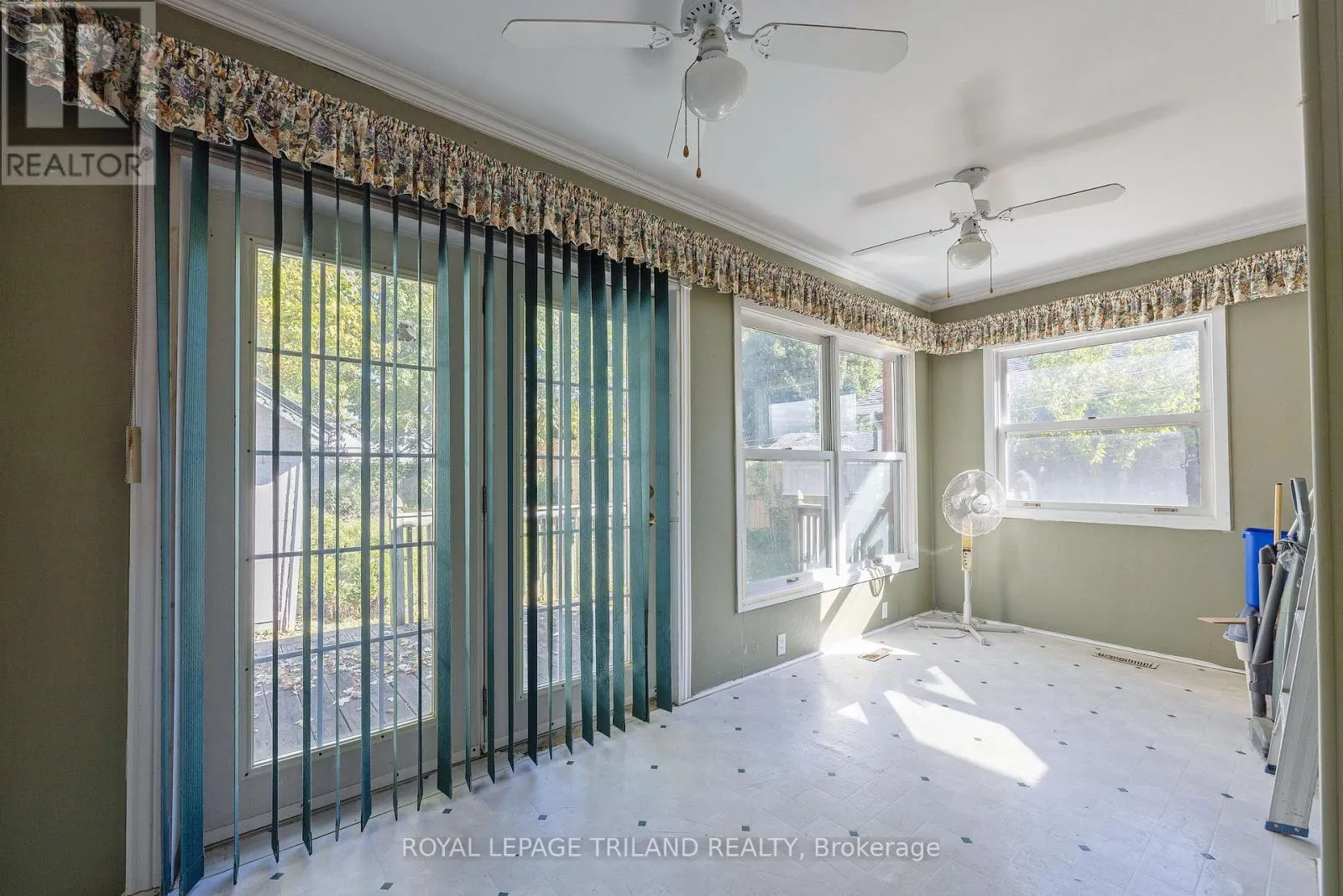 22 HEMLOCK STREET