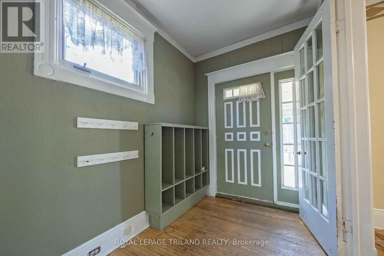 22 HEMLOCK STREET